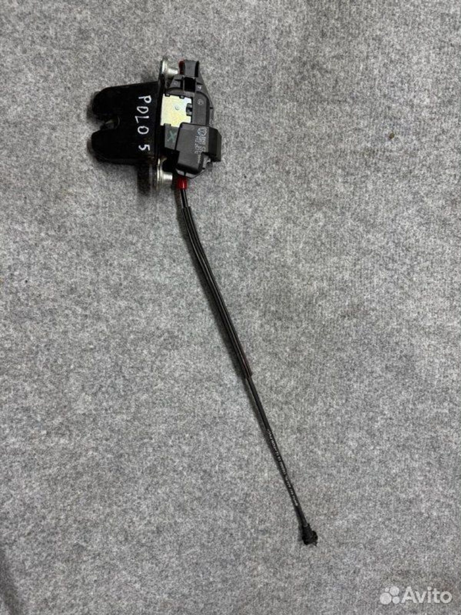 Замок багажника Volkswagen Polo CFN 2012, 3000 рублей, Семиозерка