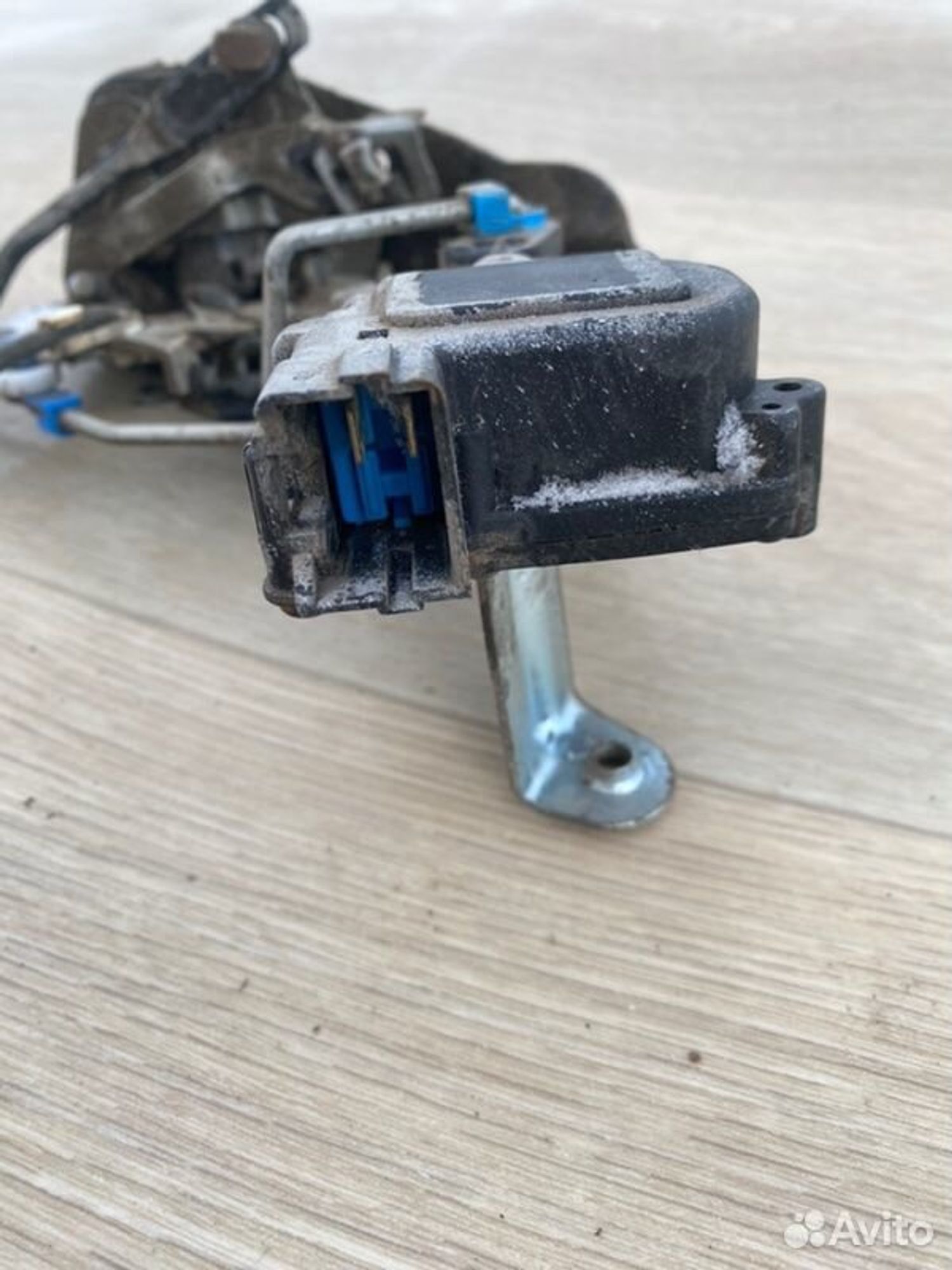 Замок боковой двери задний левый Hyundai Accent, 1000 рублей, Семиозерка