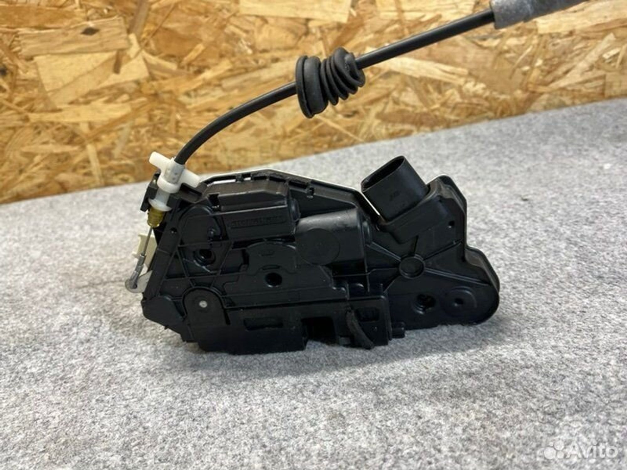 Замок боковой двери передний правый Volkswagen, 1500 рублей, Семиозерка