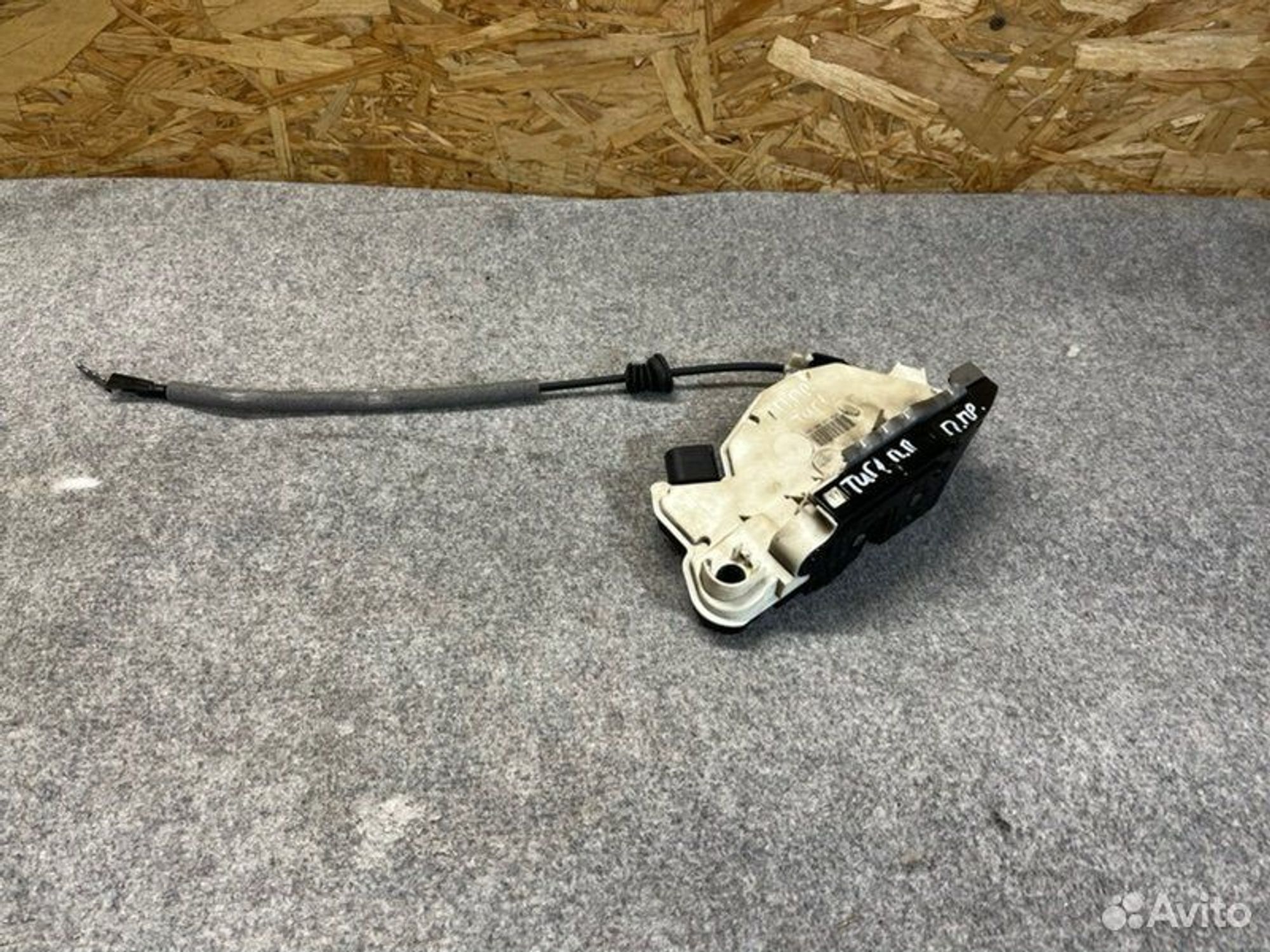 Замок боковой двери передний правый Volkswagen, 1500 рублей, Семиозерка