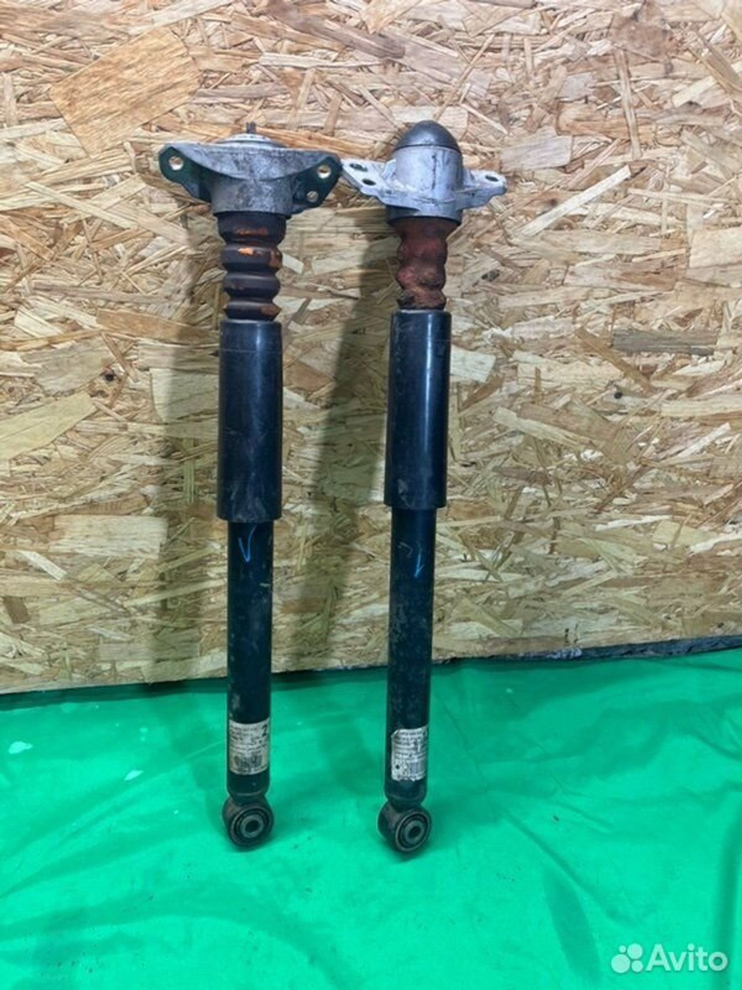 Амортизатор подвески задний Volkswagen Tiguan SUV, 2500 рублей, Семиозерка