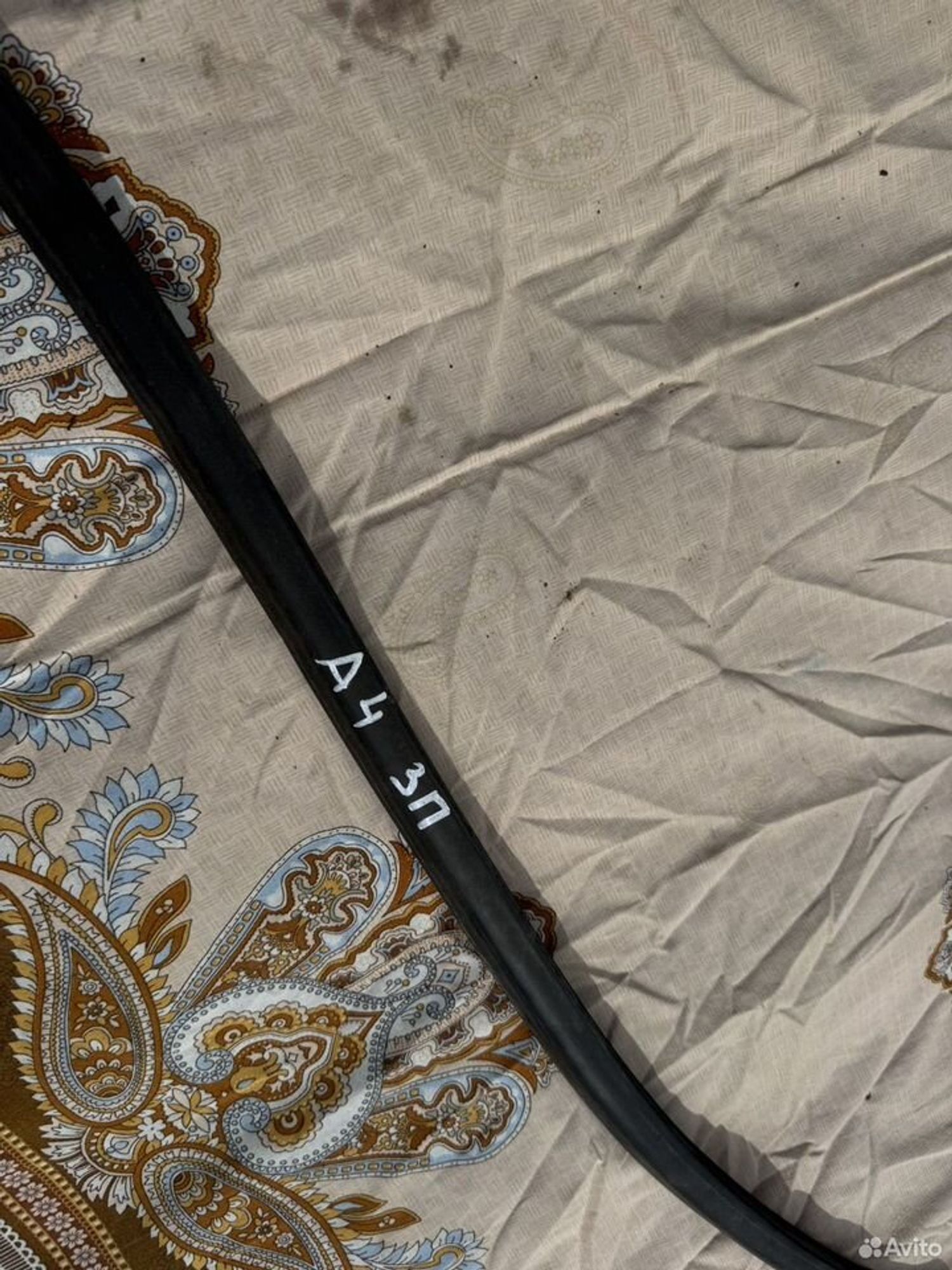 Уплотнитель двери задний правый Audi A4(b7) S4(b6), 1100 рублей, Семиозерка