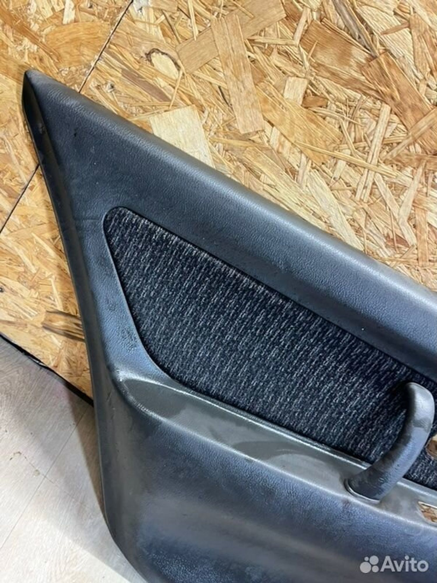 Общивка двери заднее левое Mitsubishi Galant E54A, 1000 рублей, Семиозерка