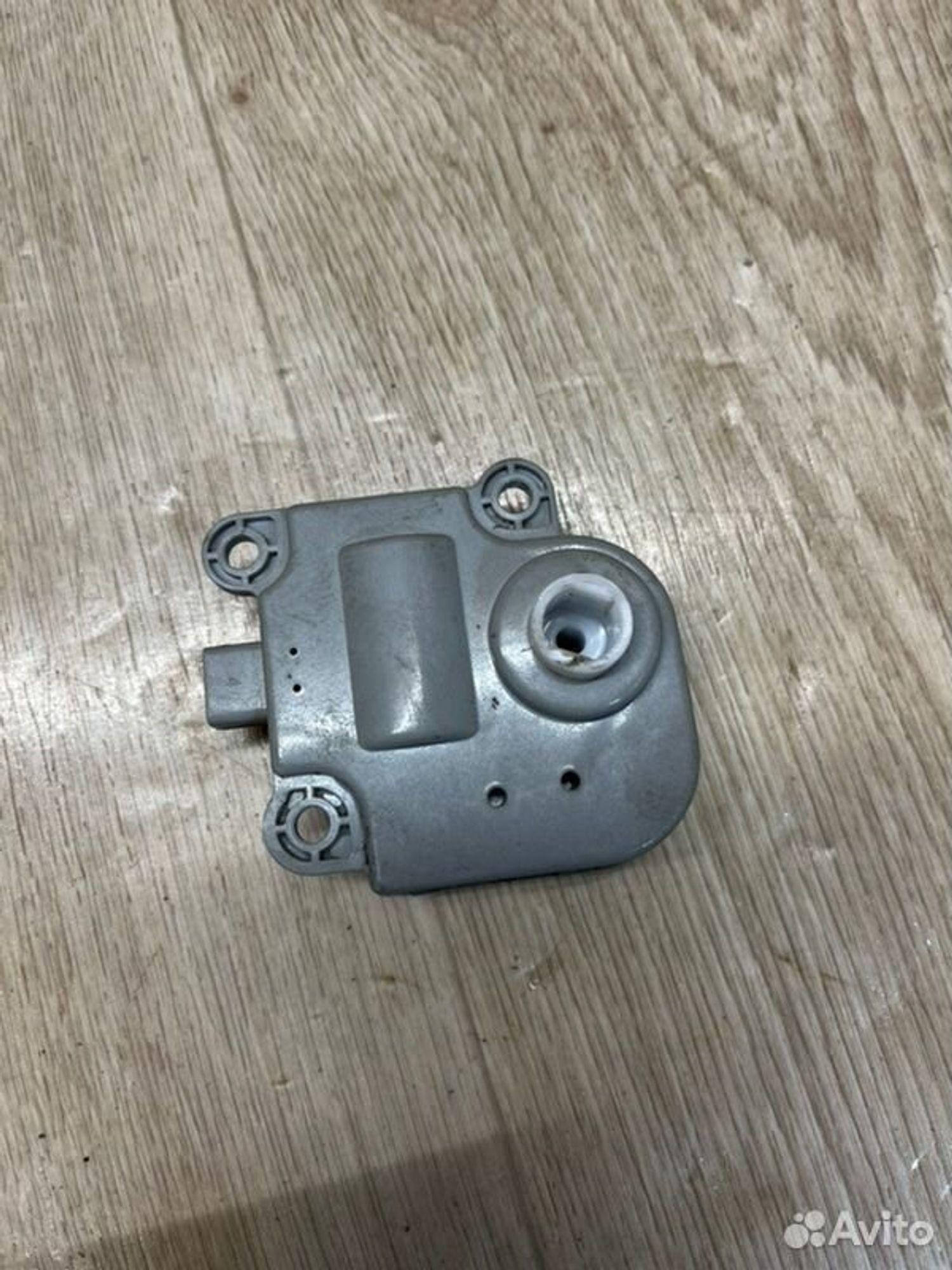 Сервопривод заслонок печки Chevrolet Cobalt B15D2, 1000 рублей, Семиозерка