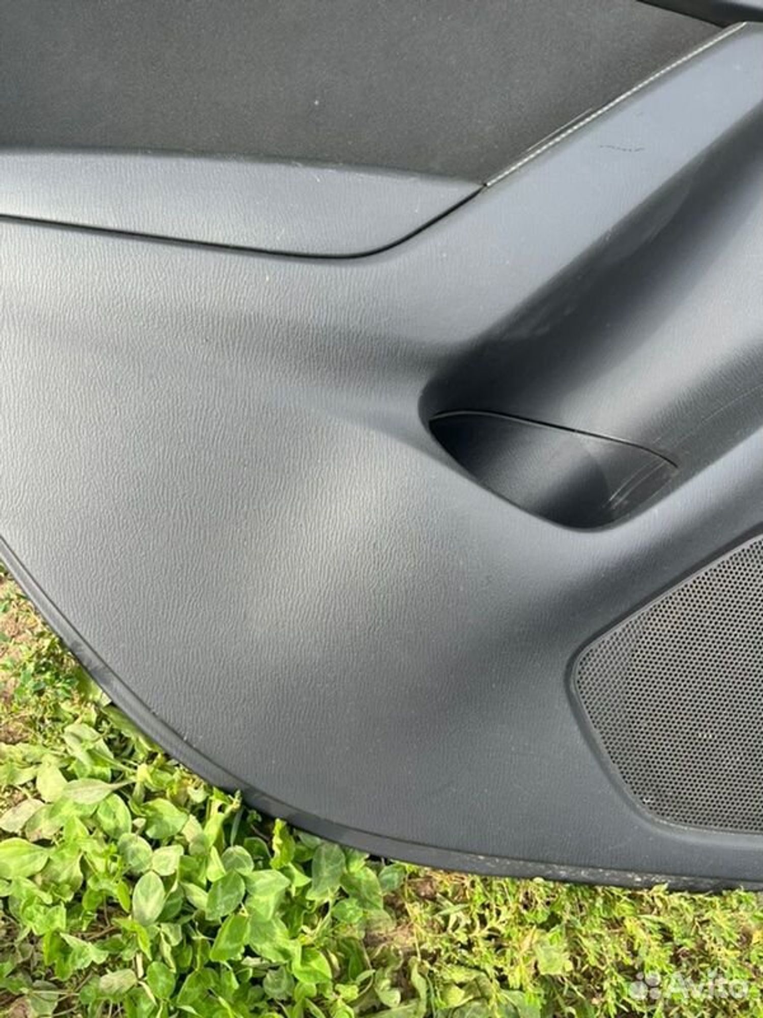 Обшивка боковой двери задняя левая Mazda 3 BM Z6, 2000 рублей, Семиозерка