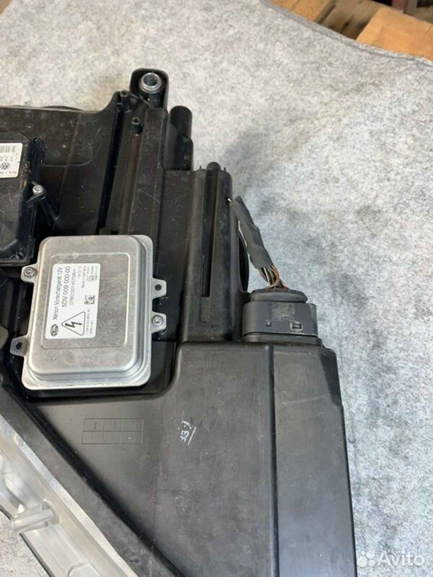 Фара ксеноновая Volkswagen Tiguan SUV NF CAW 2011, 22000 рублей, Семиозерка