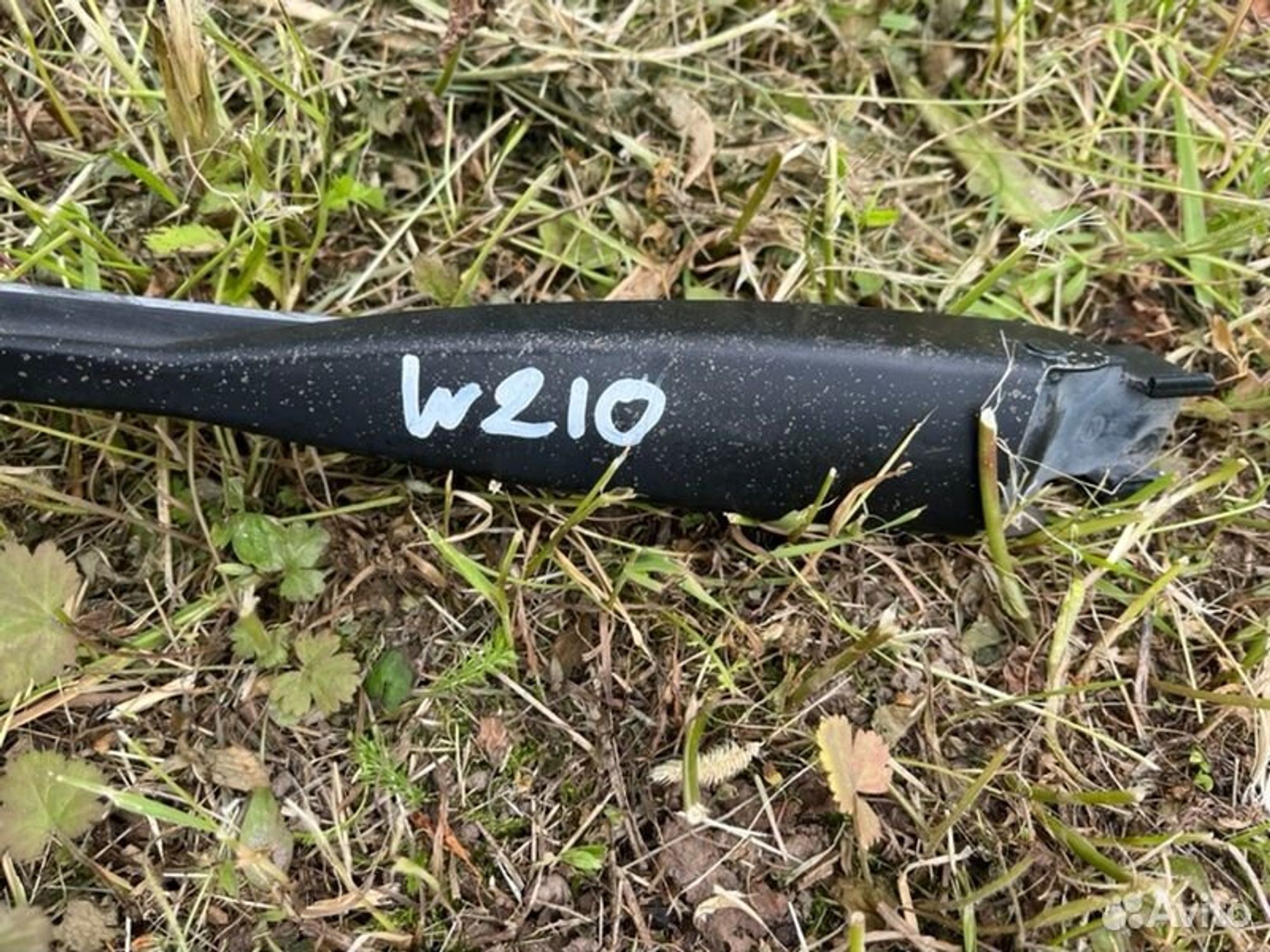 Поводок дворника Mercedes E240 W210 M112911 1998, 2000 рублей, Семиозерка