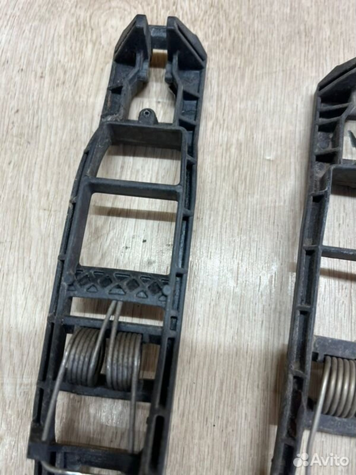 Кронштейн ручки двери Mercedes E240 W210 M112911, 1000 рублей, Семиозерка