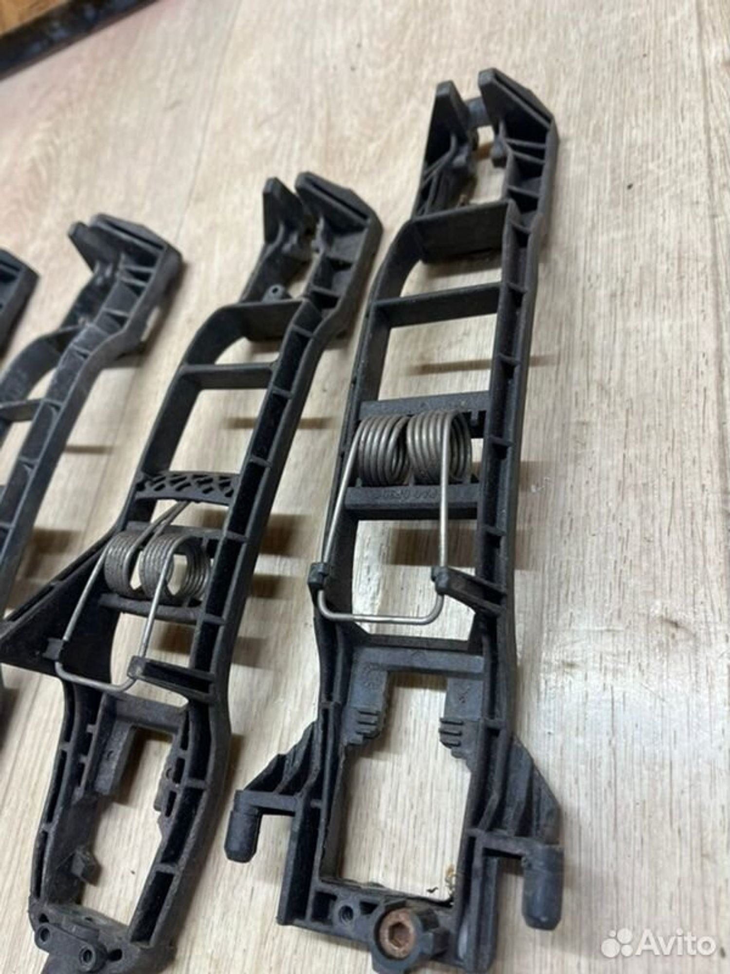 Кронштейн ручки двери Mercedes E240 W210 M112911, 1000 рублей, Семиозерка