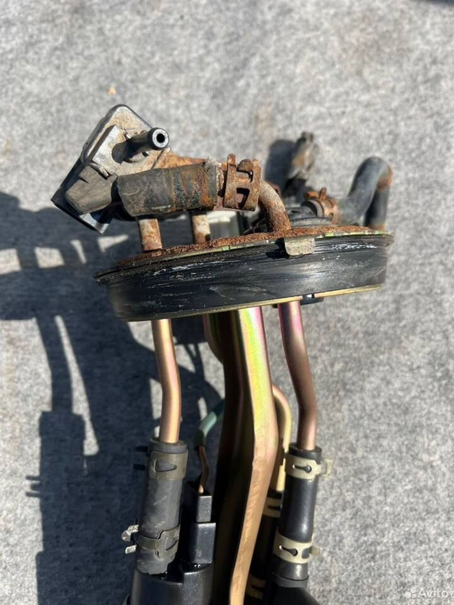 Насос топливный Mazda Milenia, 2000 рублей, Семиозерка