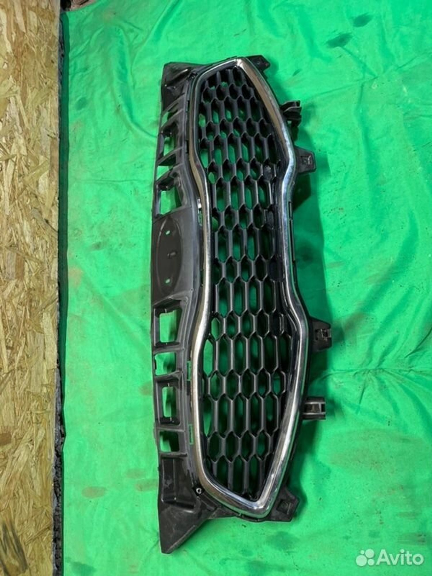 Решетка радиатора Kia Ceed JD G4FG 2013, 6000 рублей, Семиозерка