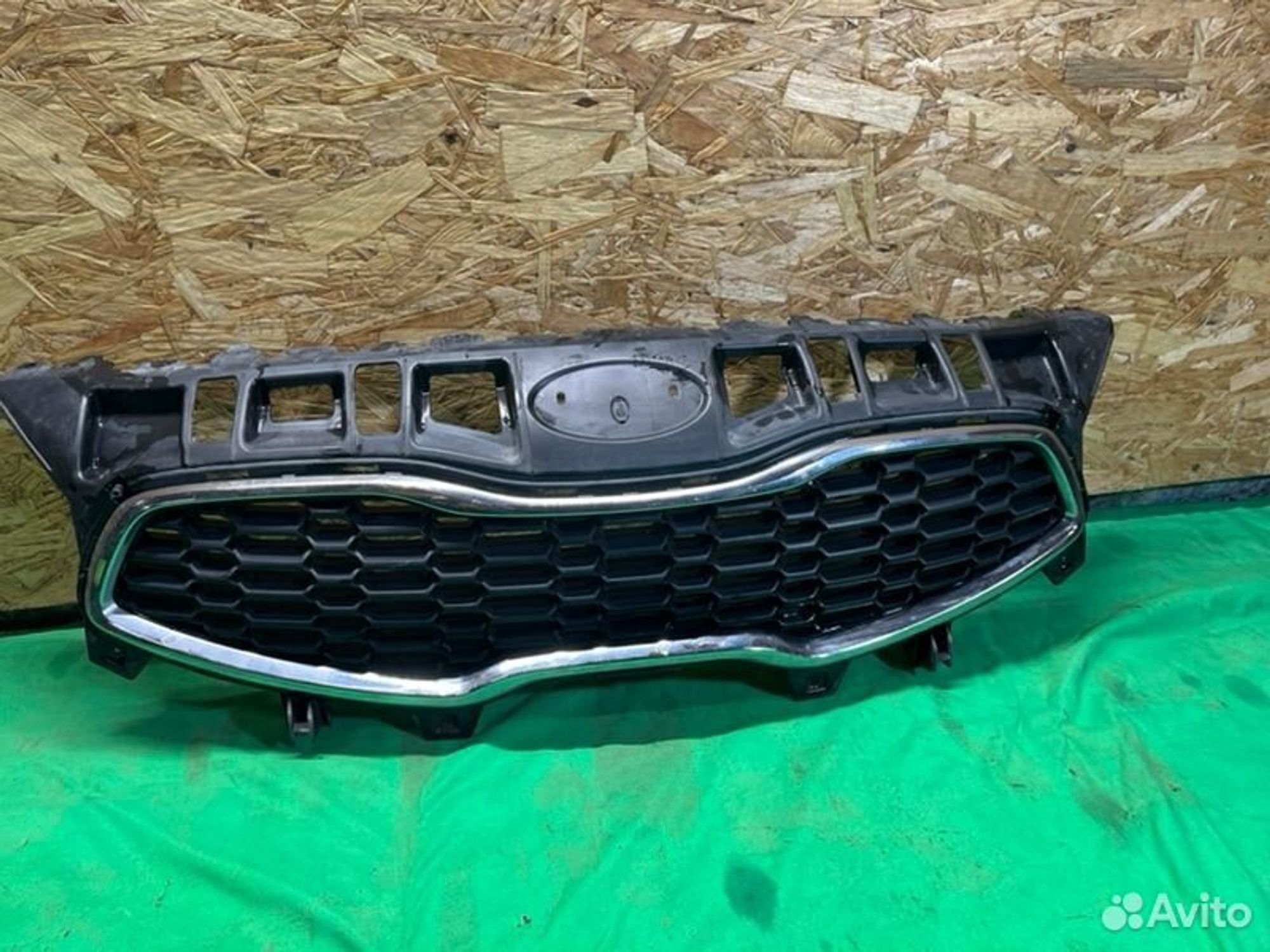 Решетка радиатора Kia Ceed JD G4FG 2013, 6000 рублей, Семиозерка