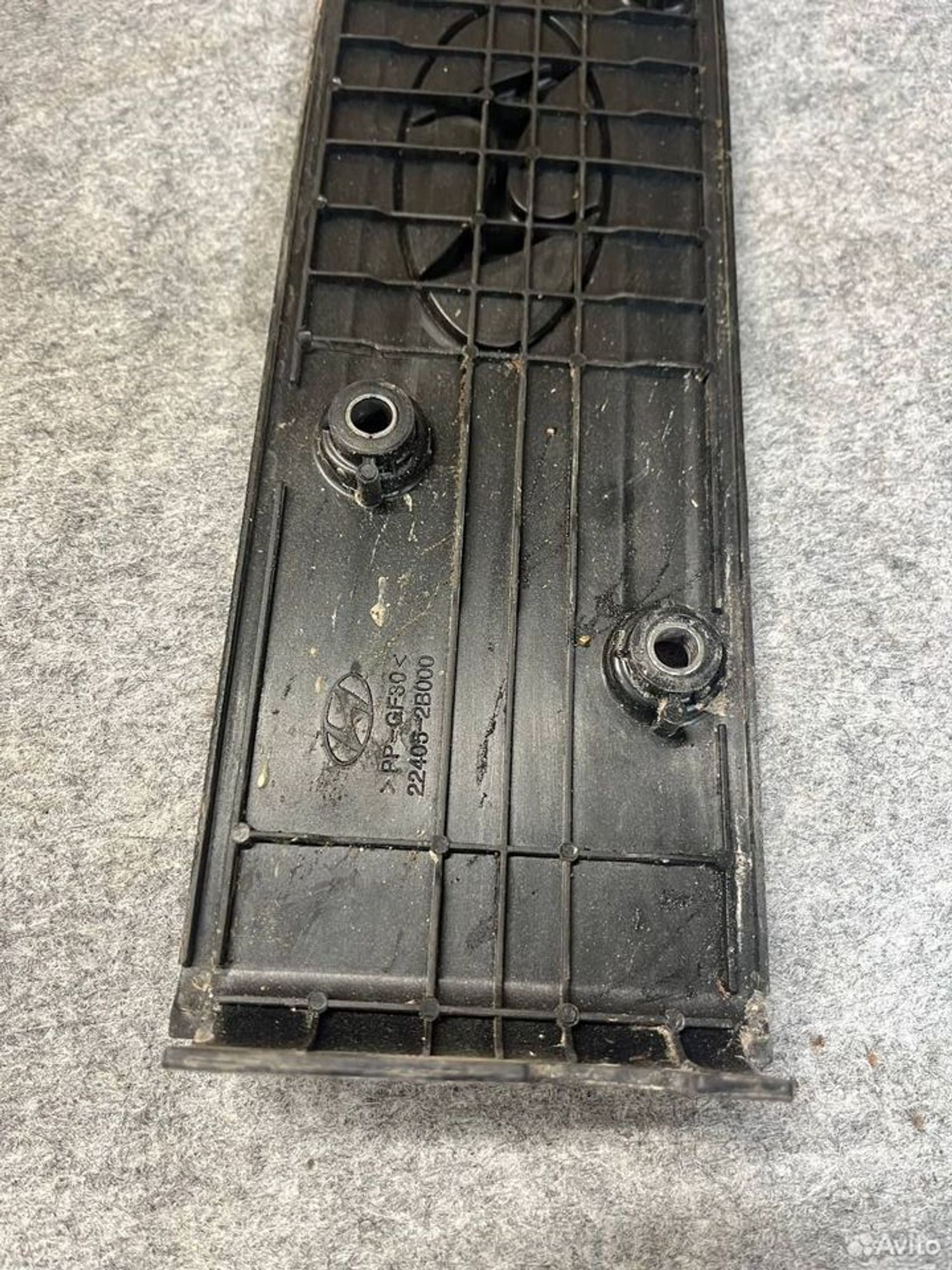 Декоративная крышка двигателя solaris, 1000 рублей, Семиозерка