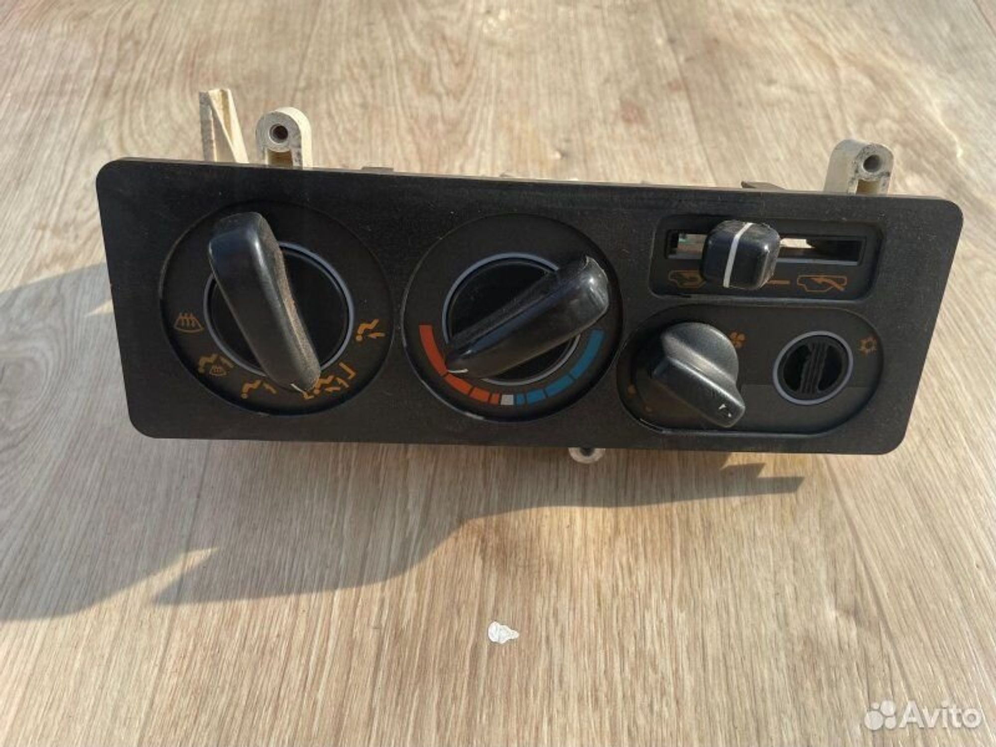 Консоль управления печкой Mitsubishi Pajero 6G72, 2000 рублей, Семиозерка