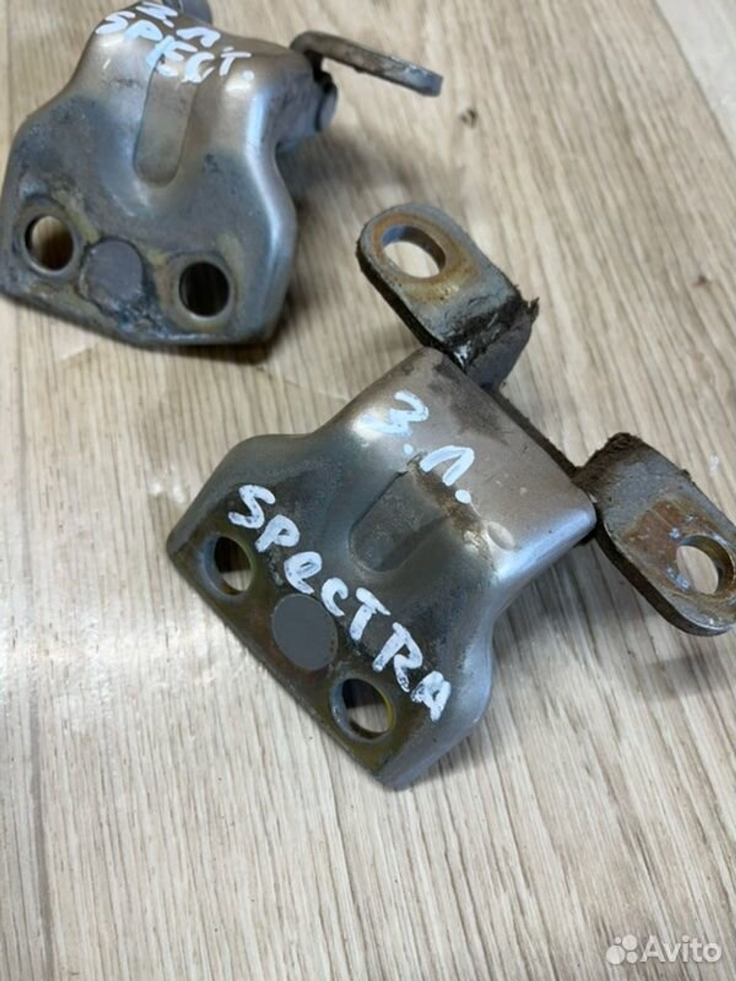 Петля двери задняя левая Kia Spectra SD S6D 2007, 1000 рублей, Семиозерка