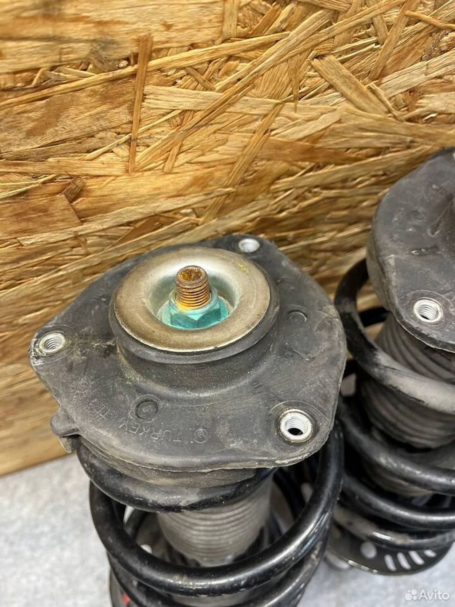 Стойка передняя левая Tiguan 09-17, 5000 рублей, Семиозерка