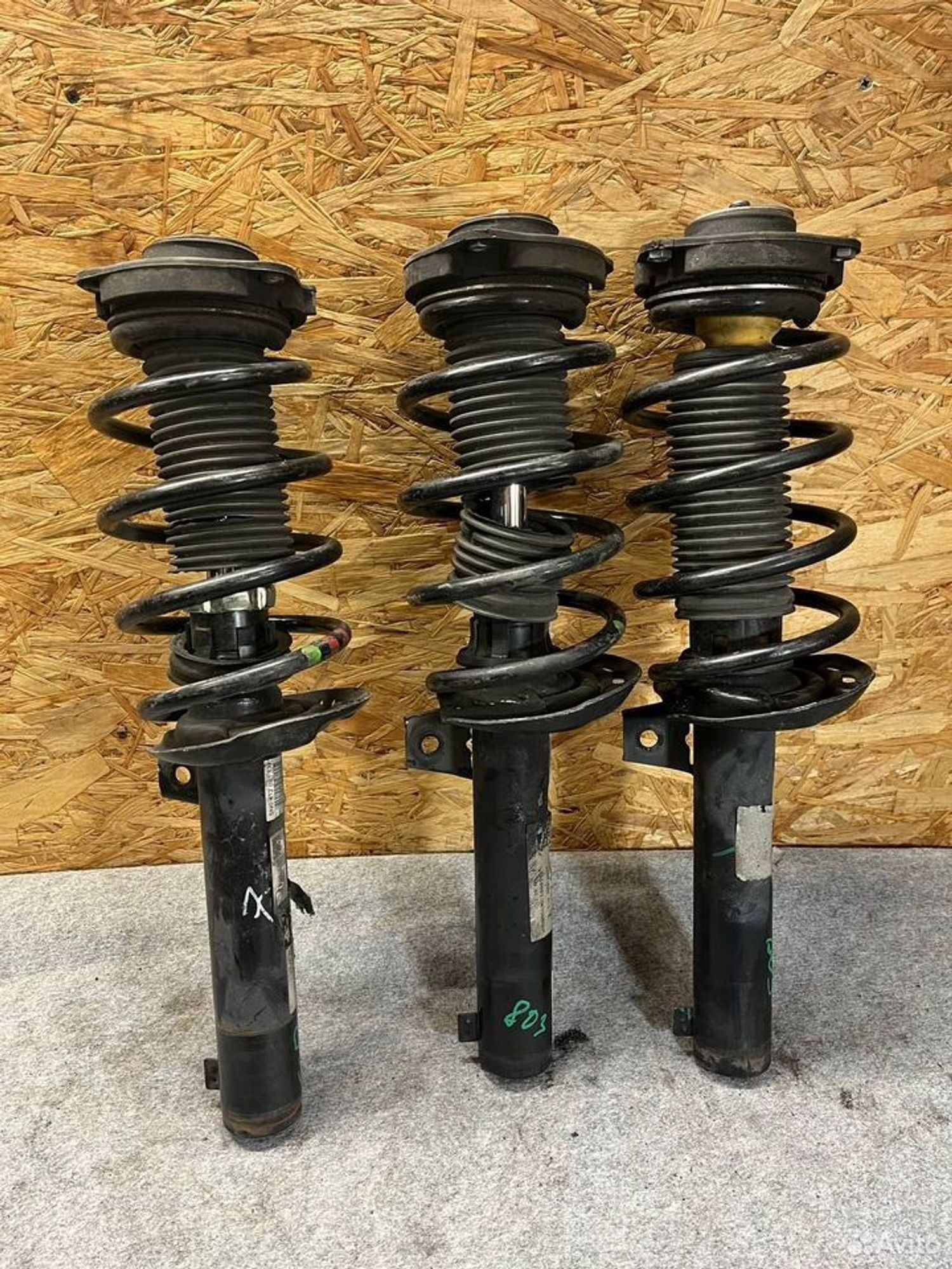 Стойка передняя левая Tiguan 09-17, 5000 рублей, Семиозерка