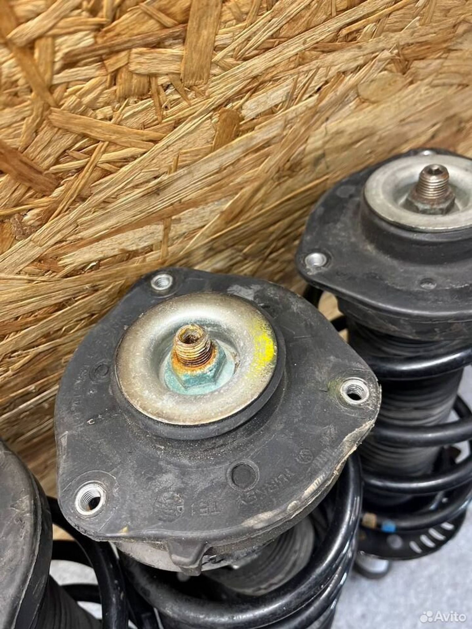 Стойка передняя левая Tiguan 09-17, 5000 рублей, Семиозерка