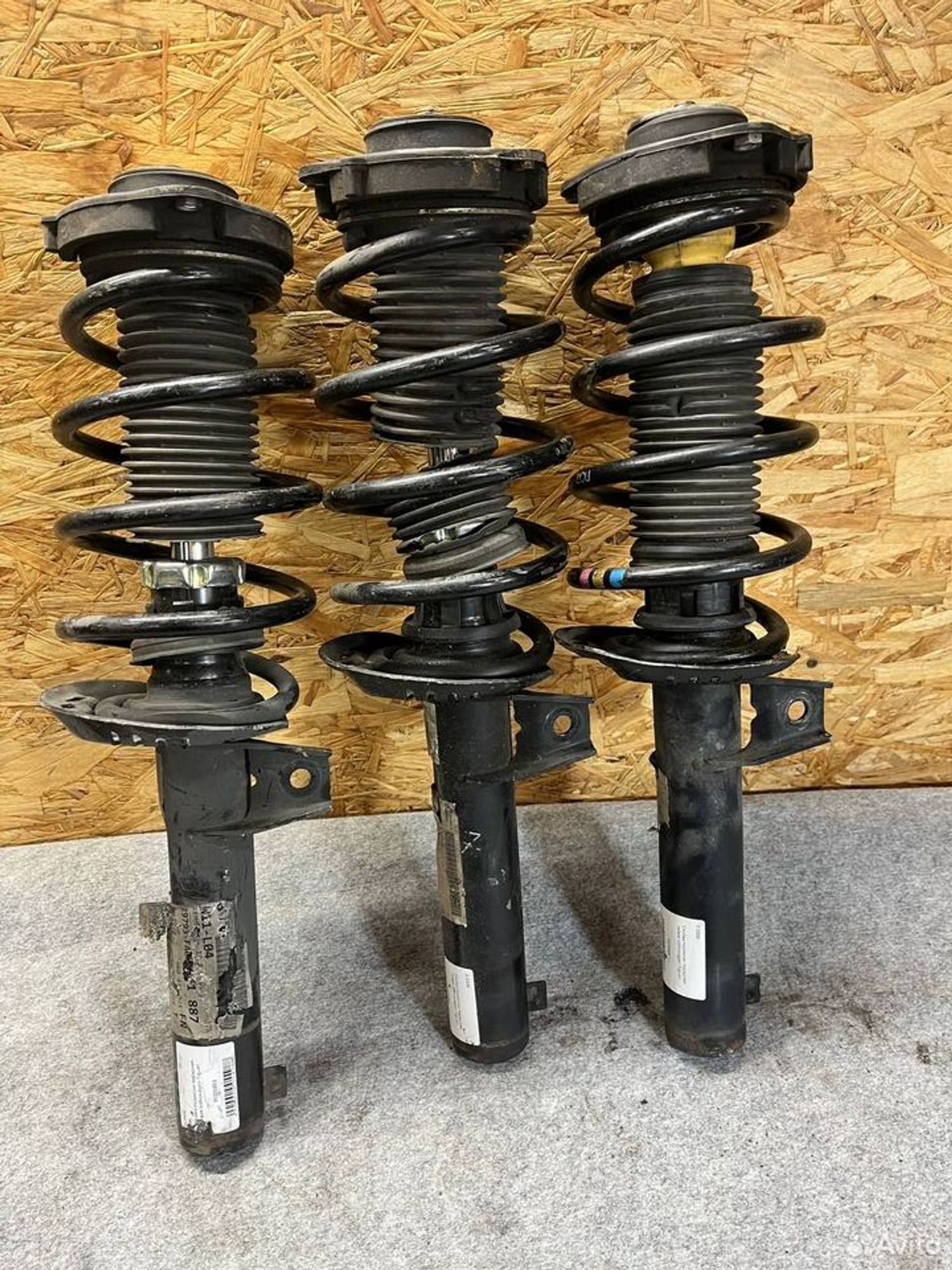 Стойка передняя левая Tiguan 09-17, 5000 рублей, Семиозерка