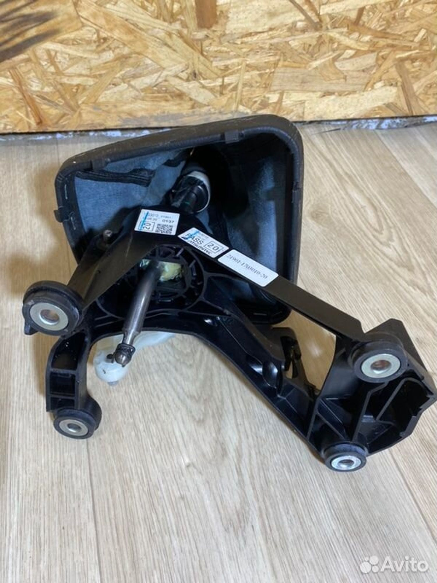 Кулиса МКПП Лада Калина 2 11193 2013, 1700 рублей, Семиозерка