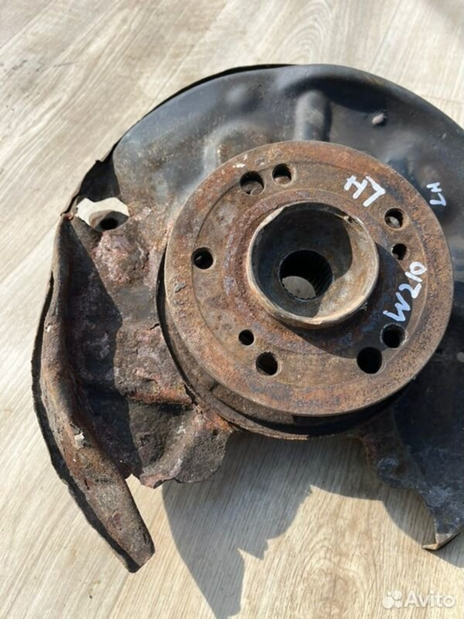 Кулак поворотный задний Mercedes E240 W210 M112911, 3000 рублей, Семиозерка