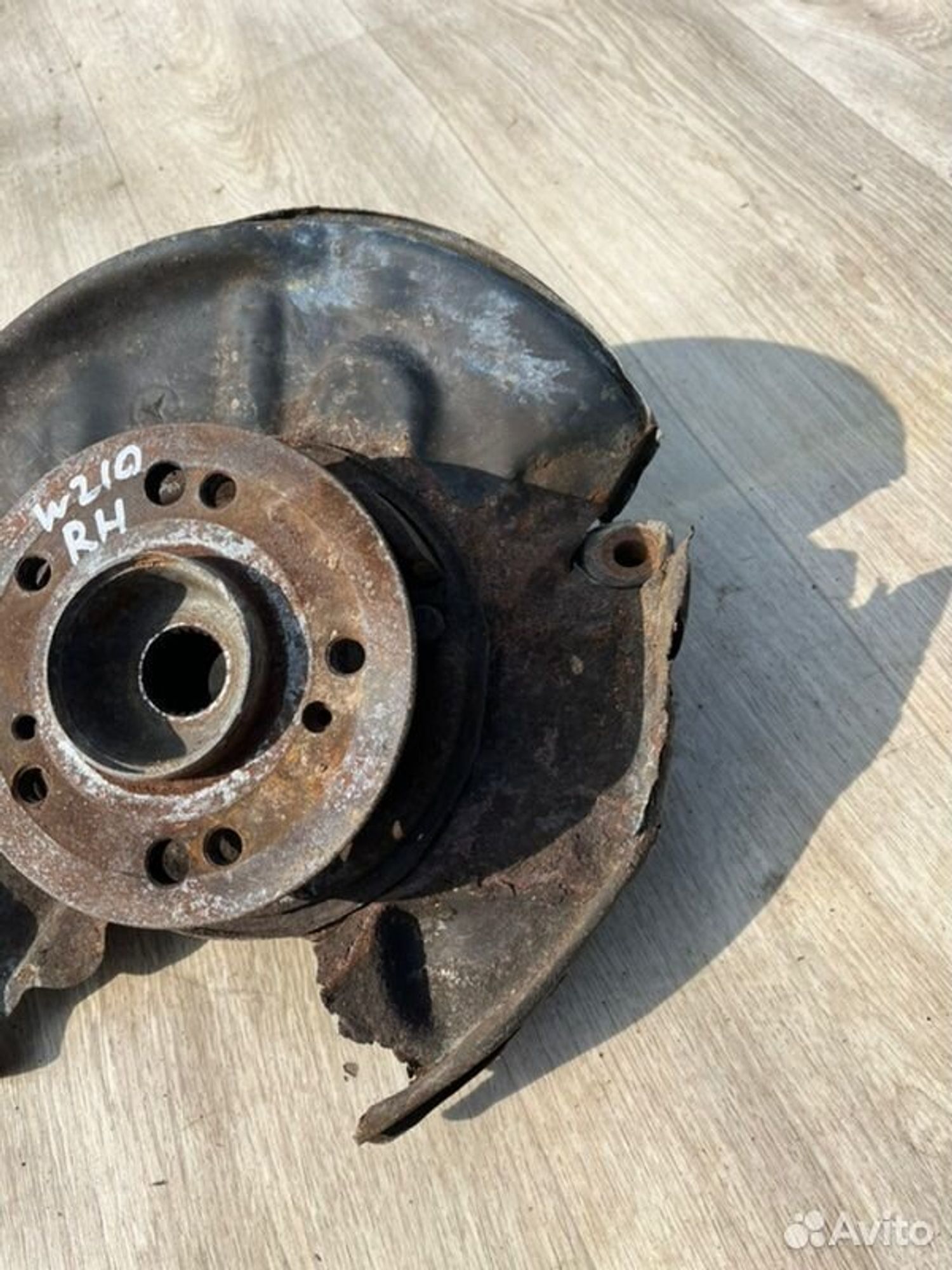 Кулак поворотный задний Mercedes E240 W210 M112911, 3000 рублей, Семиозерка