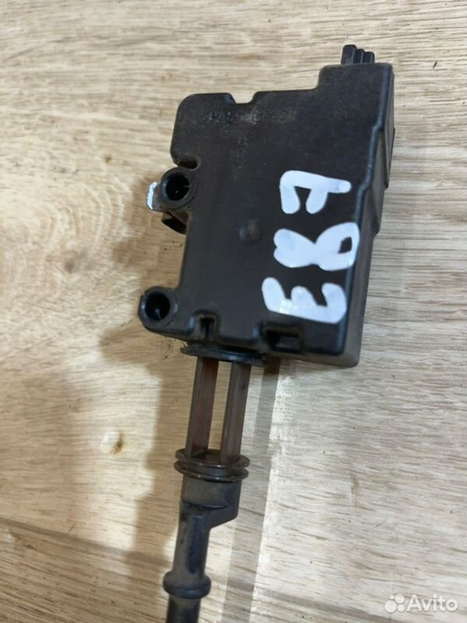 Привод лючка бензобака Bmw 1 E87 M47D20 2006, 800 рублей, Семиозерка