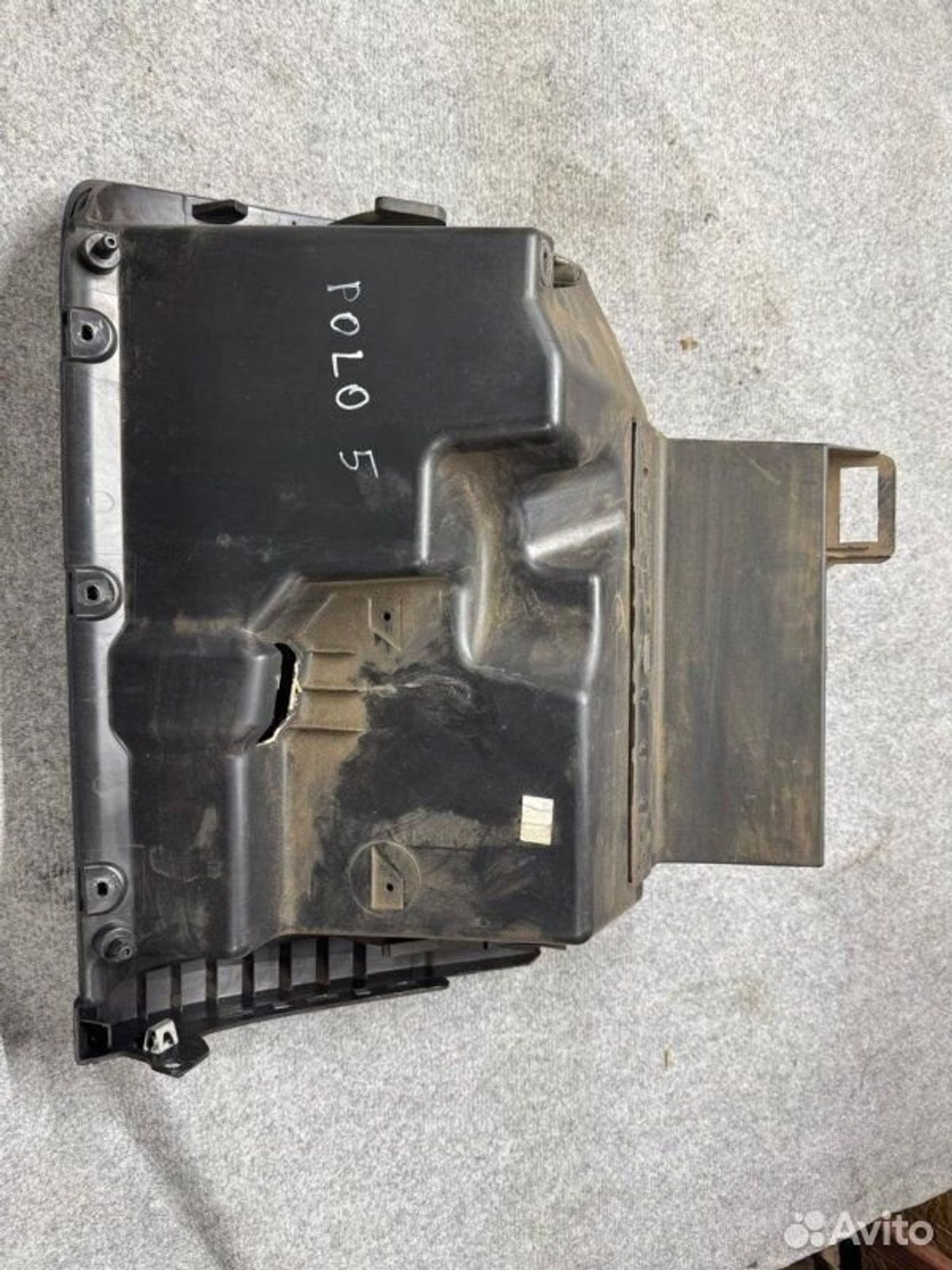 Бардачок Volkswagen Polo CFN 2012, 1400 рублей, Семиозерка