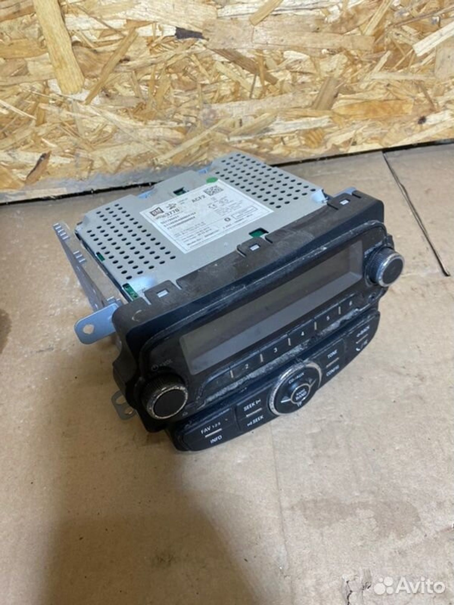Магнитола Chevrolet Aveo T300 F16D4 2012, 1800 рублей, Семиозерка
