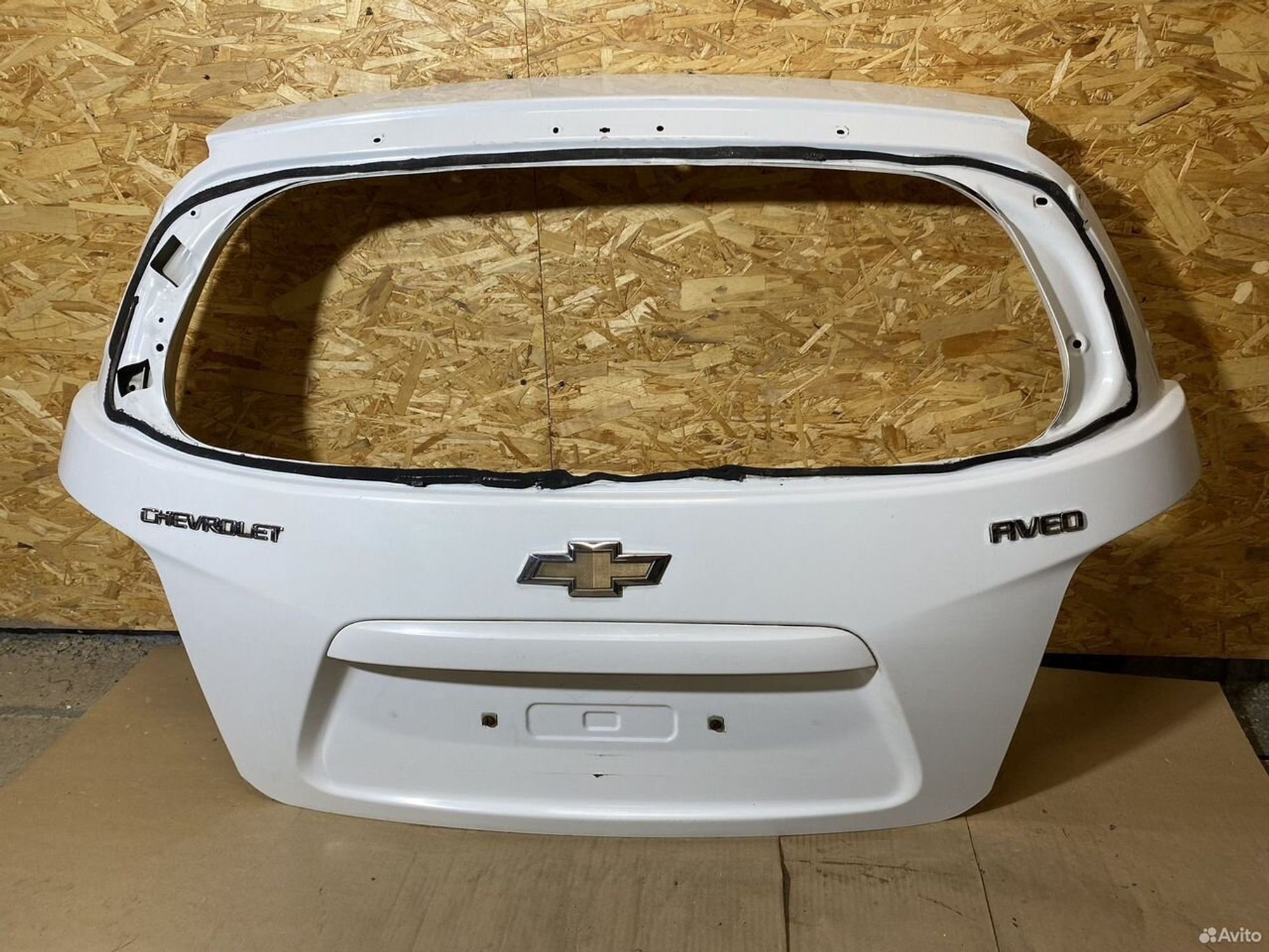 Крышка багажника chevrolet aveo т300, 10000 рублей, Семиозерка