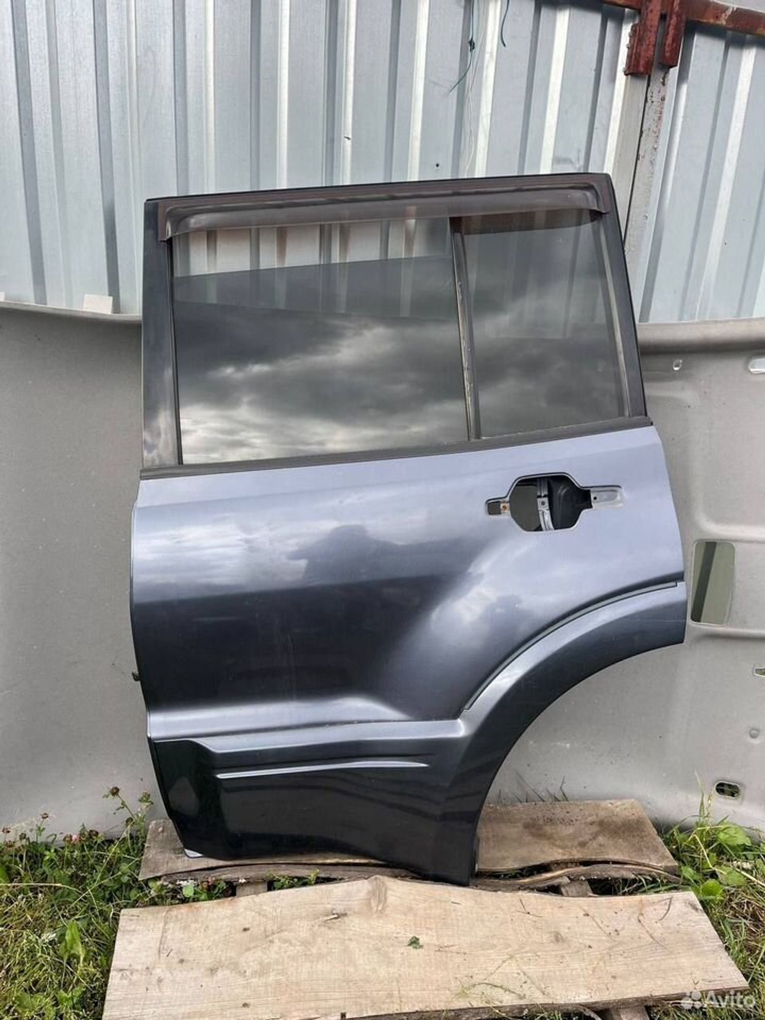 Дверь задняя левая Mitsibishi Pajero 3, 8000 рублей, Семиозерка