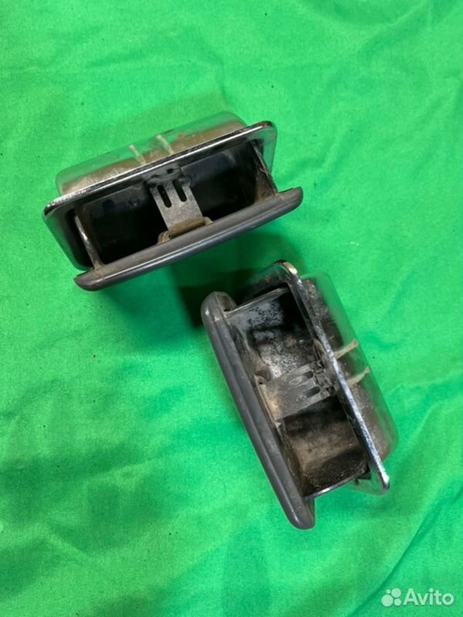 Пепельница Mitsubishi Pajero 6G72 1993, 900 рублей, Семиозерка