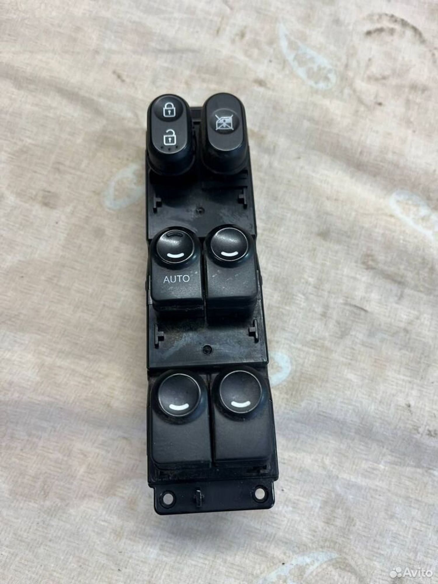 Блок управления стеклоподъемниками Solaris 1, 3200 рублей, Семиозерка