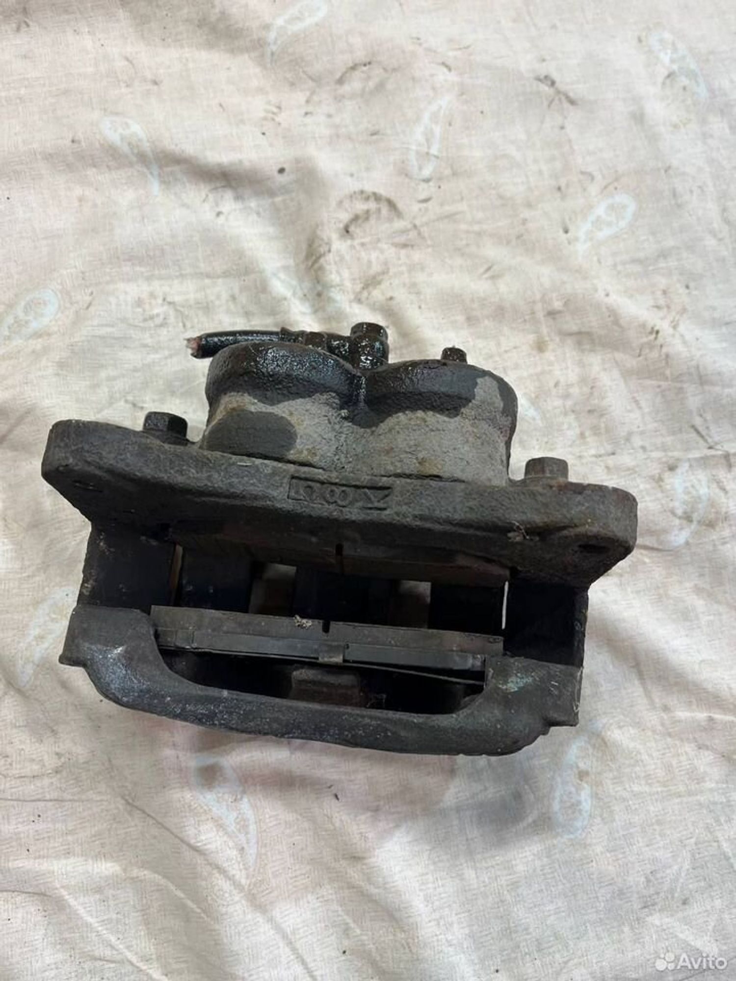 Суппорт передний правый Mitsubishi Pajero 3, 3500 рублей, Семиозерка