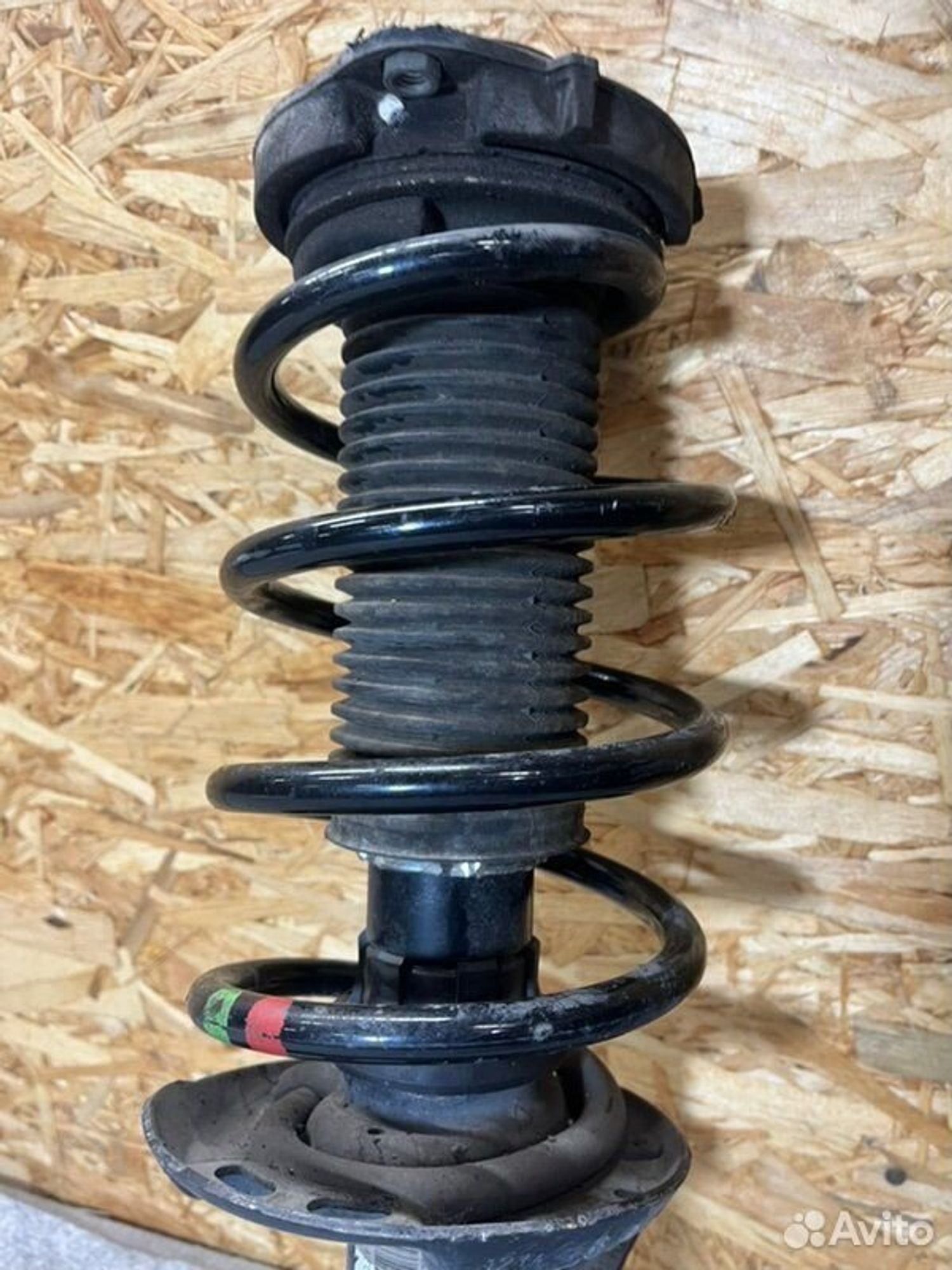 Стойка подвески передняя левая Volkswagen Tiguan, 6000 рублей, Семиозерка