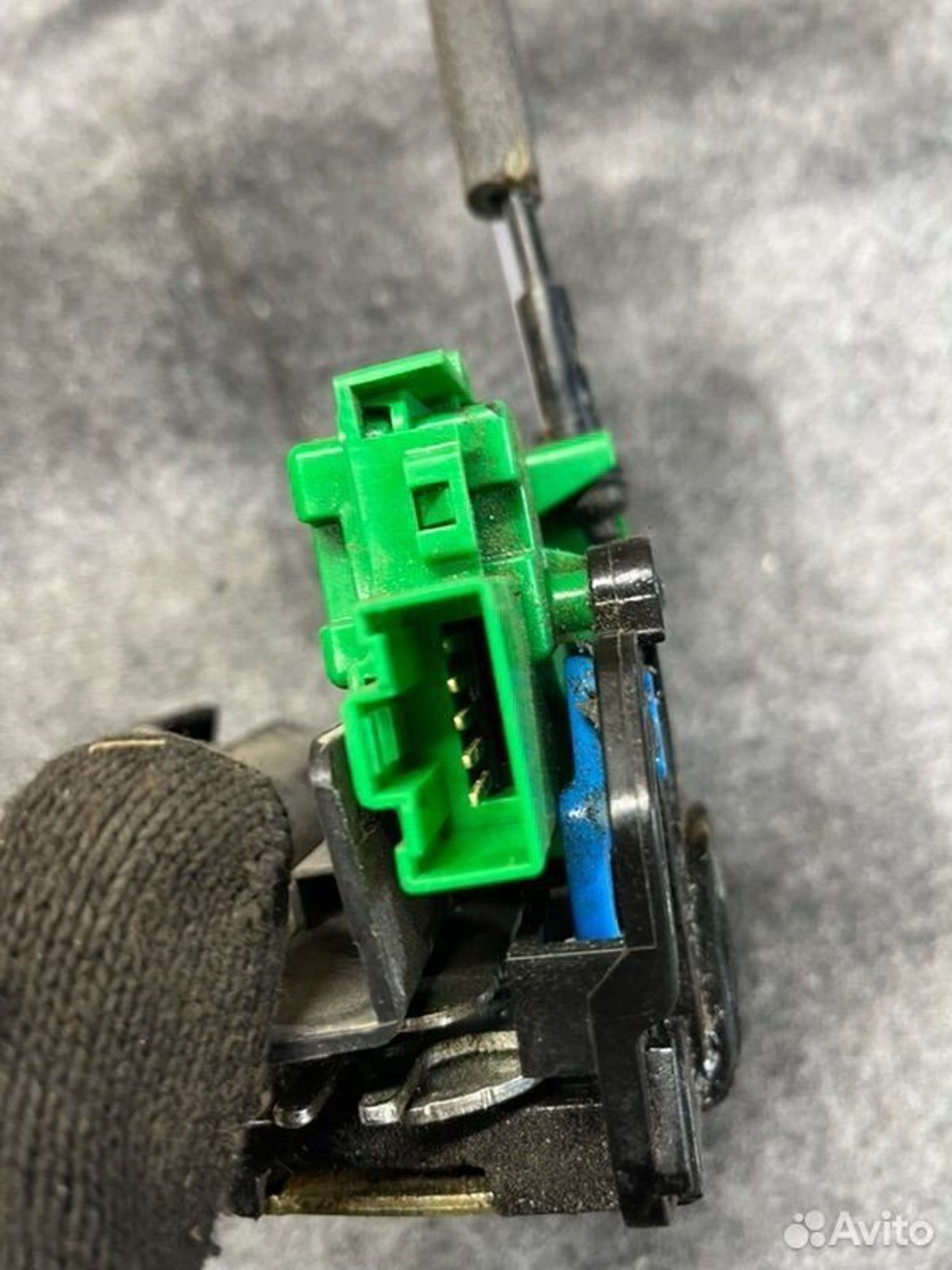 Замок боковой двери передний правый Hyundai, 1300 рублей, Семиозерка