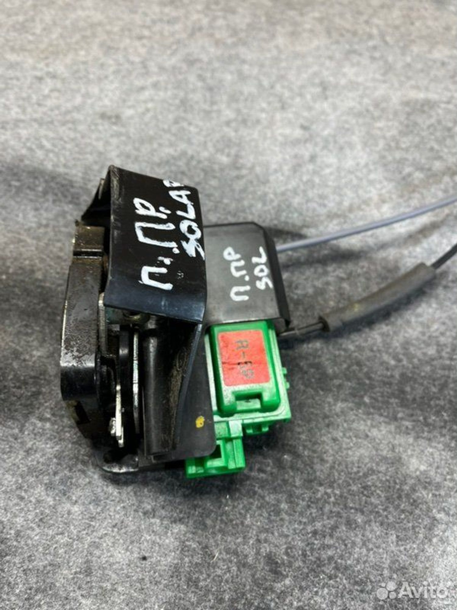 Замок боковой двери передний правый Hyundai, 1300 рублей, Семиозерка