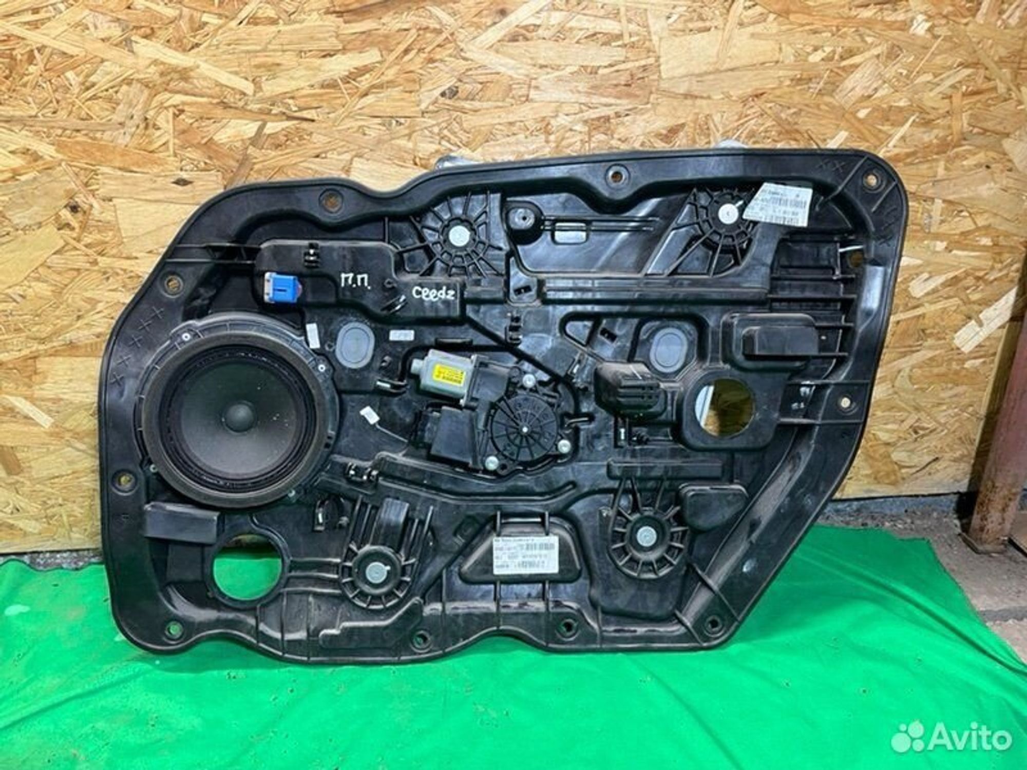 Стеклоподьемник передний правый Kia Ceed JD G4FG, 12000 рублей, Семиозерка