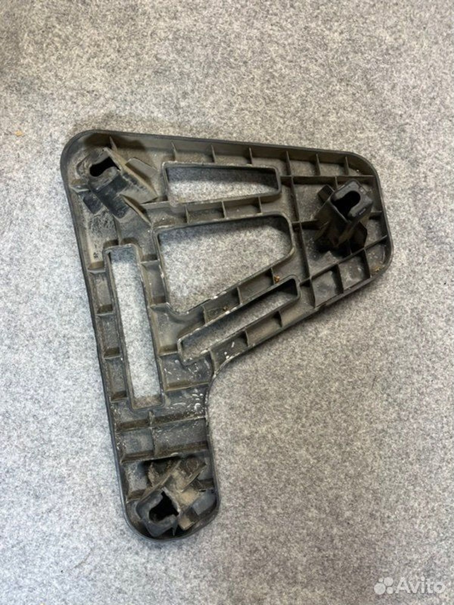 Кронштейн бампера задний правый Kia Ceed JD G4FG, 1500 рублей, Семиозерка