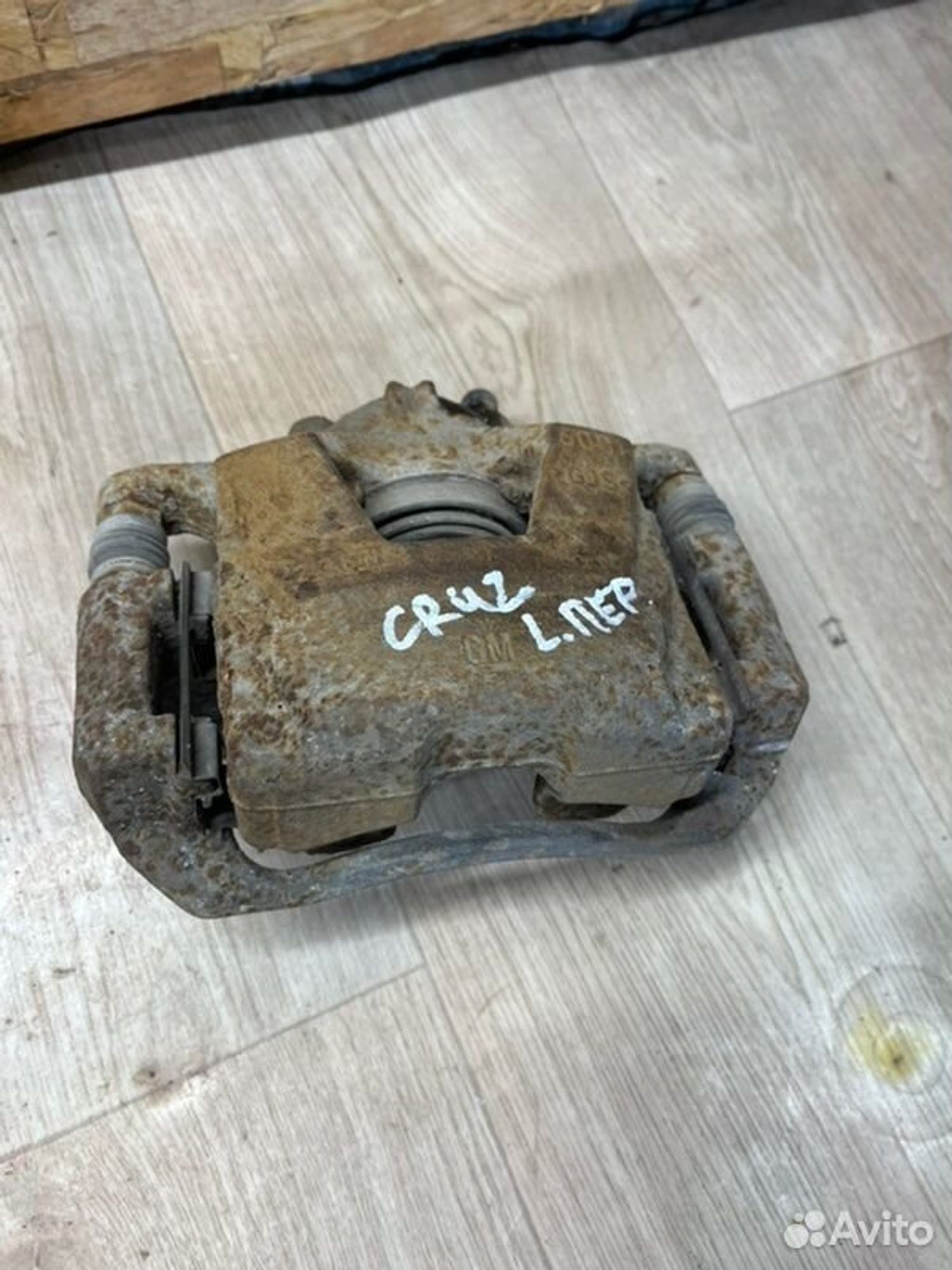 Суппорт тормозной передний левый Chevrolet Cruz, 2000 рублей, Семиозерка