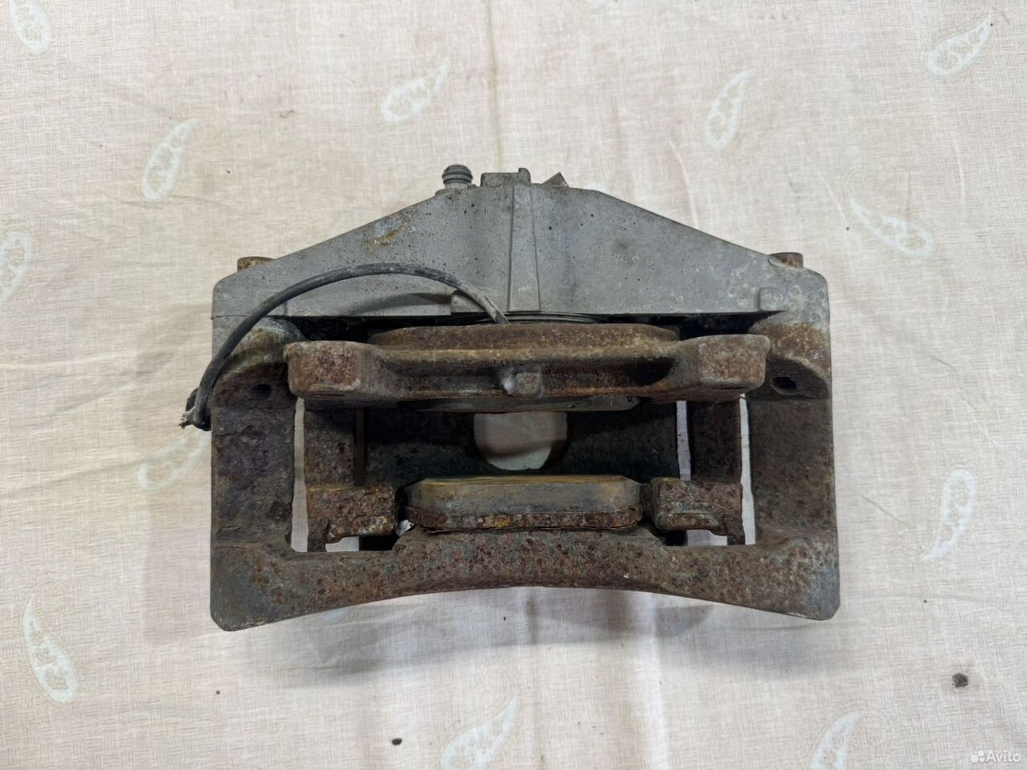 Суппорт тормозной передний правый Audi A4, 2200 рублей, Семиозерка