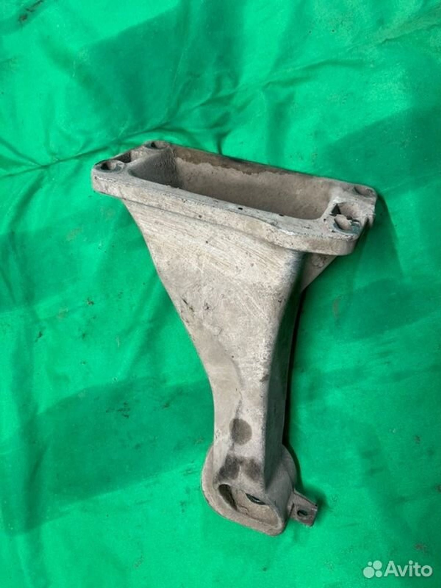 Кронштейн опоры двигателя левый Bmw X5 E53 M54B30, 1000 рублей, Семиозерка