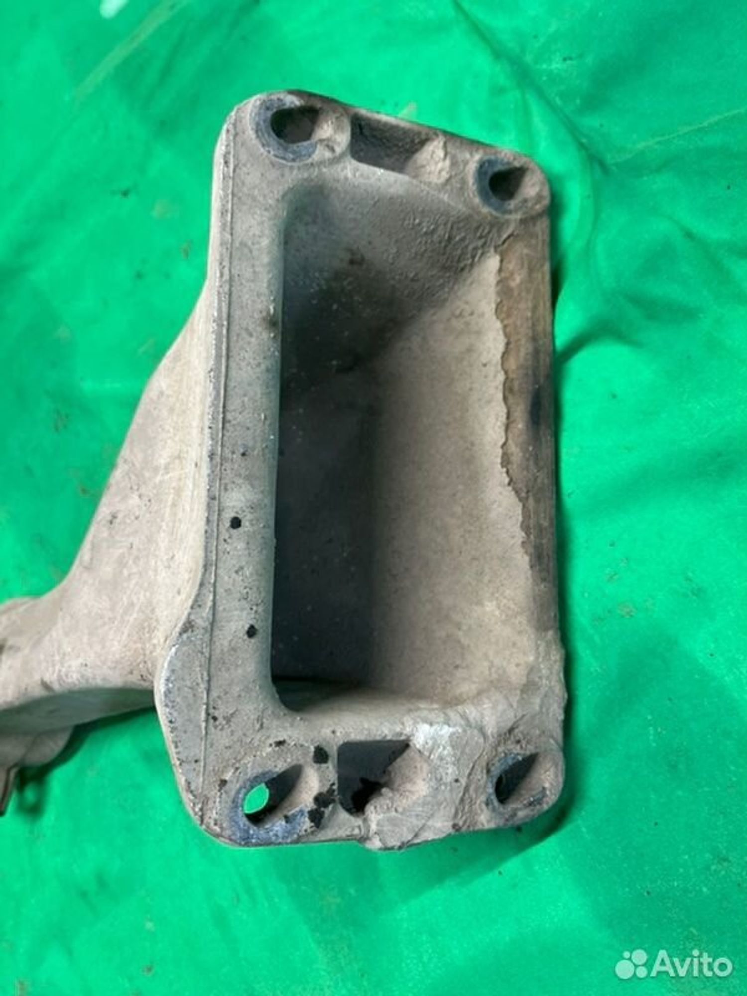 Кронштейн опоры двигателя левый Bmw X5 E53 M54B30, 1000 рублей, Семиозерка