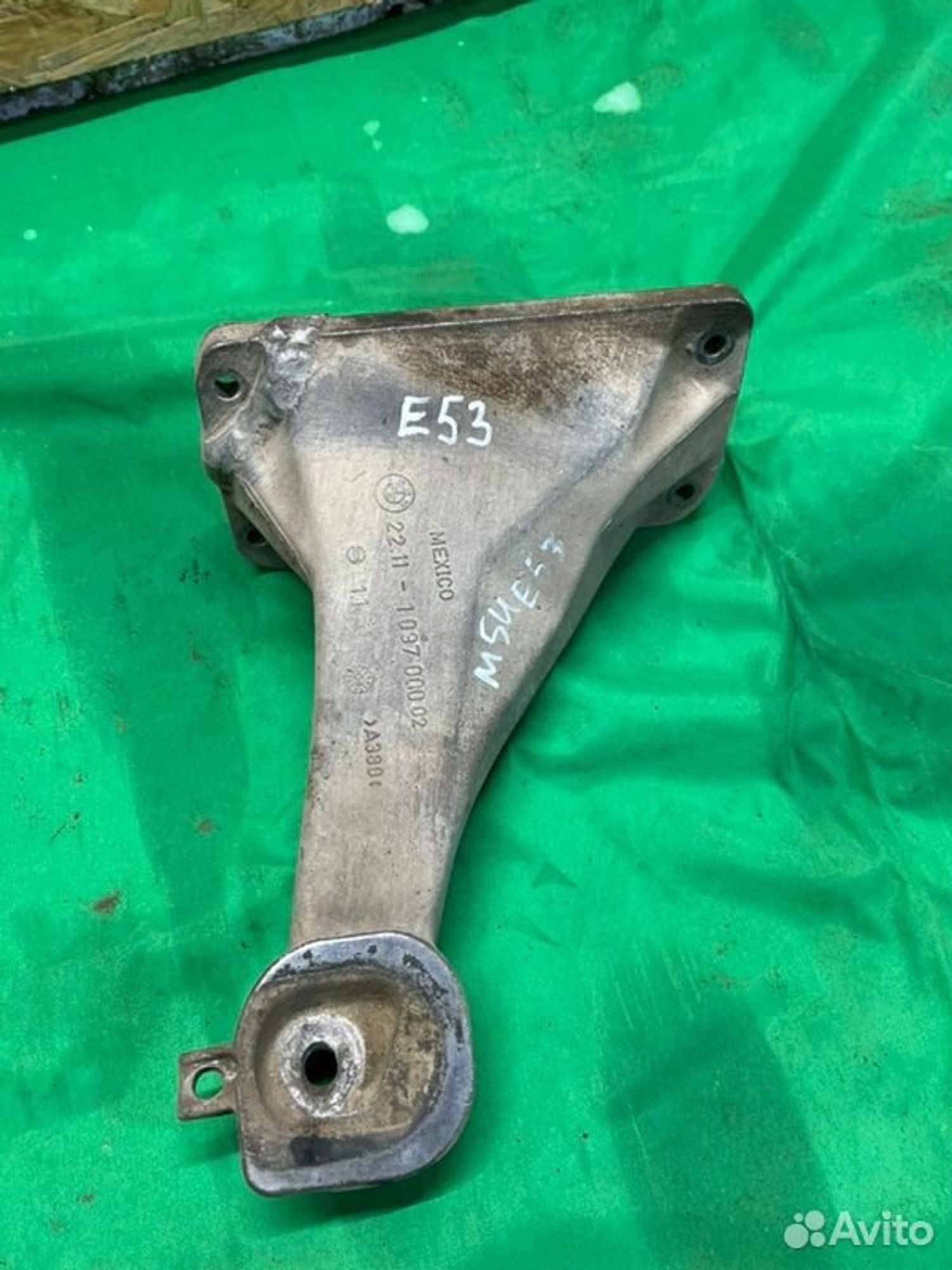 Кронштейн опоры двигателя левый Bmw X5 E53 M54B30, 1000 рублей, Семиозерка