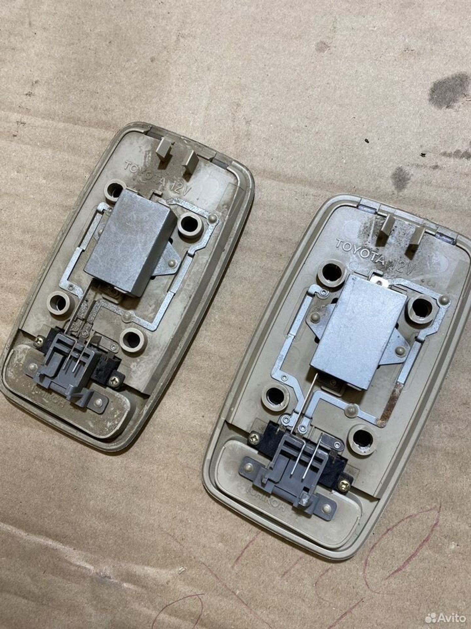 Плафон салона lexus RX 300, 1500 рублей, Семиозерка