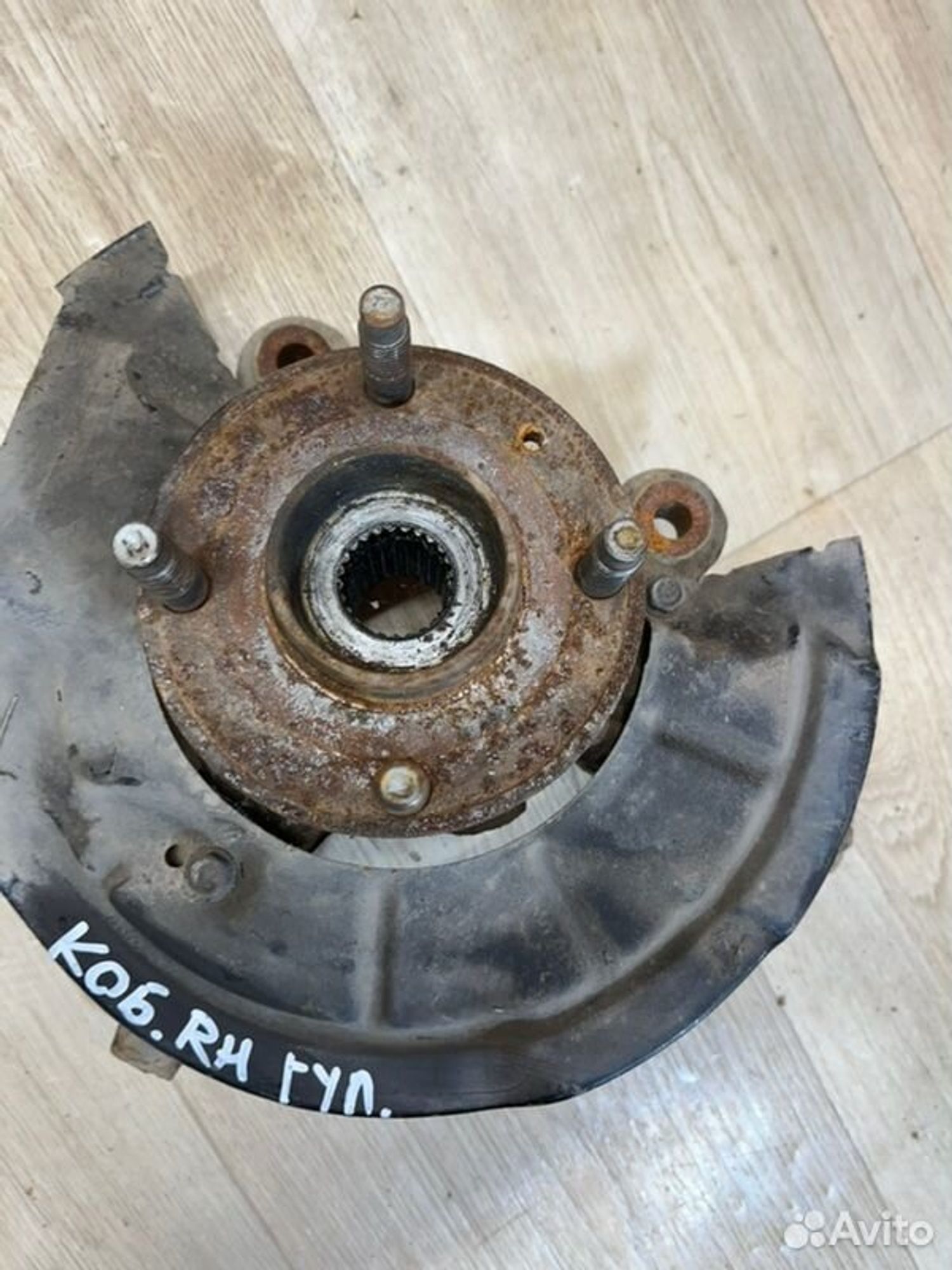 Кулак поворотный правый Chevrolet Cobalt B15D2, 3100 рублей, Семиозерка