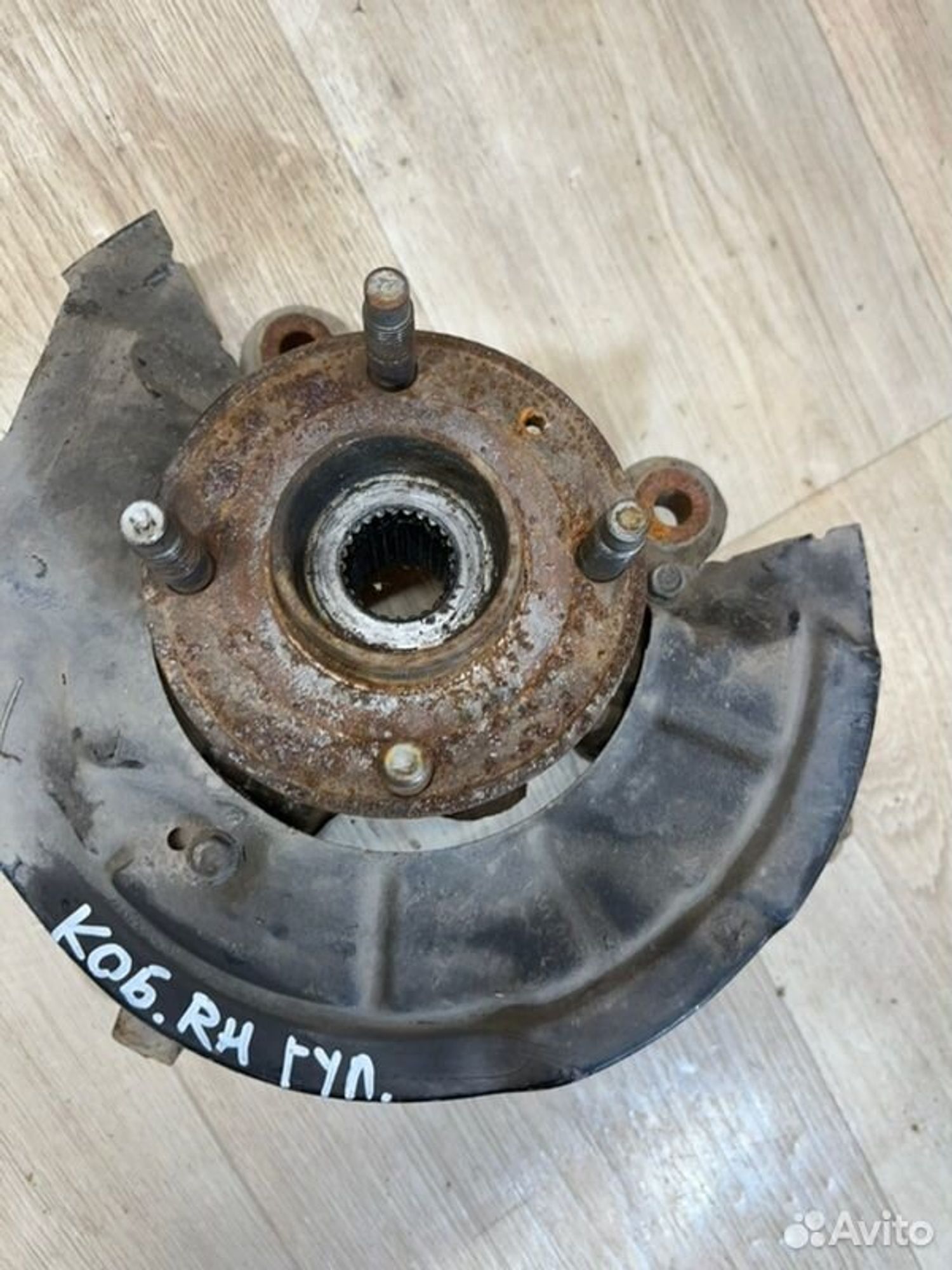 Кулак поворотный правый Chevrolet Cobalt B15D2, 3100 рублей, Семиозерка