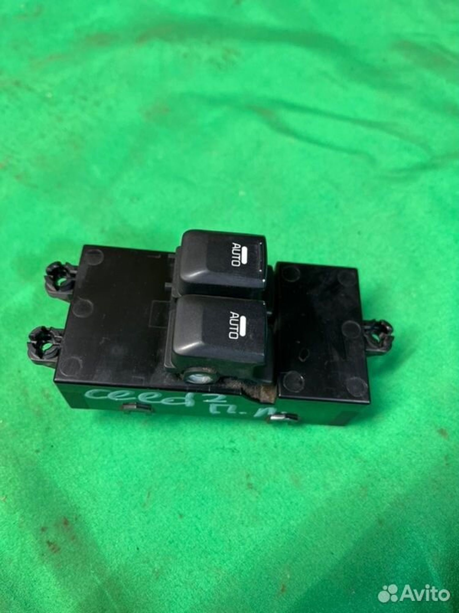 Блок стеклоподъемников передний левый Kia Ceed JD, 2000 рублей, Семиозерка