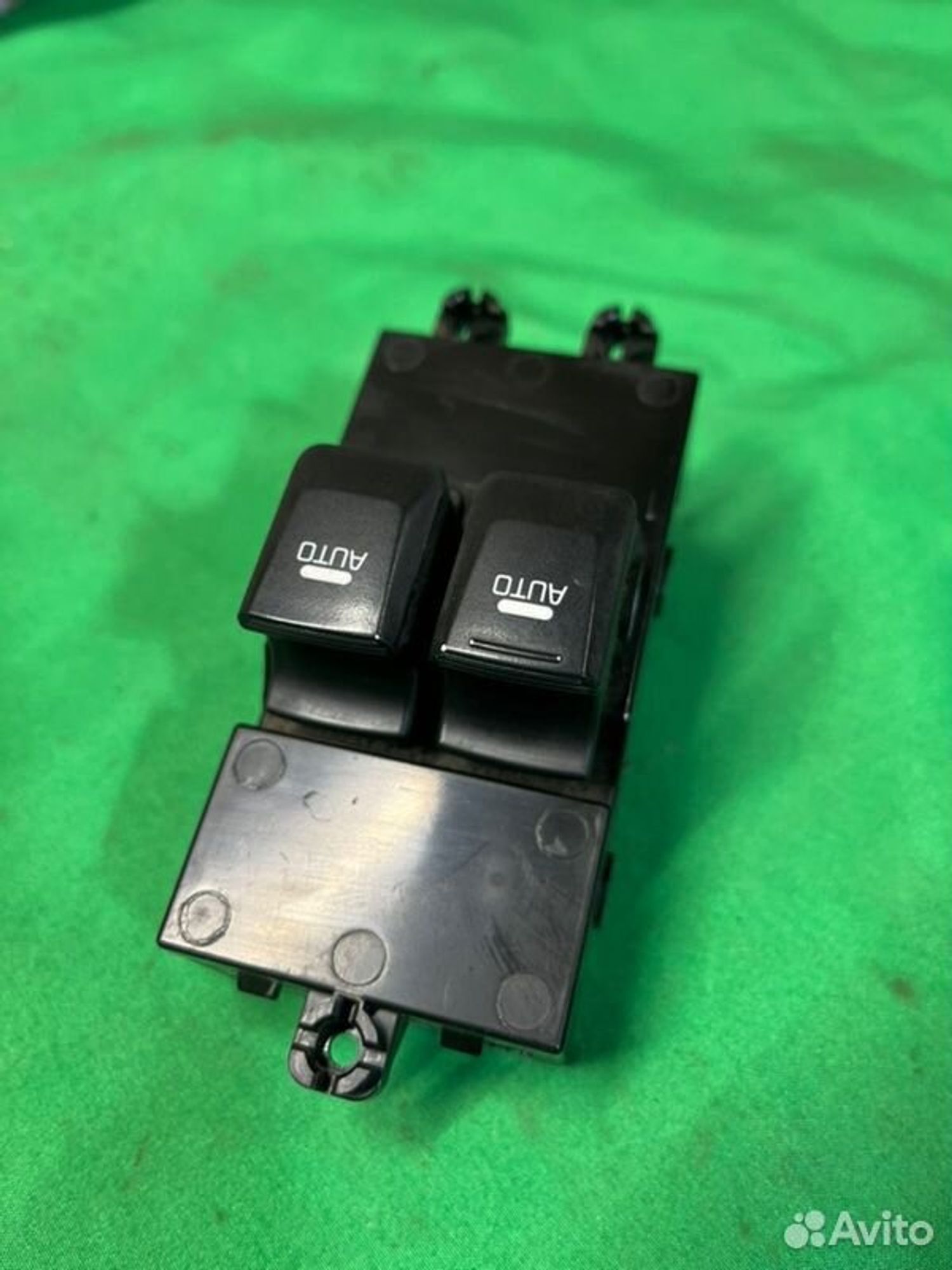 Блок стеклоподъемников передний левый Kia Ceed JD, 2000 рублей, Семиозерка