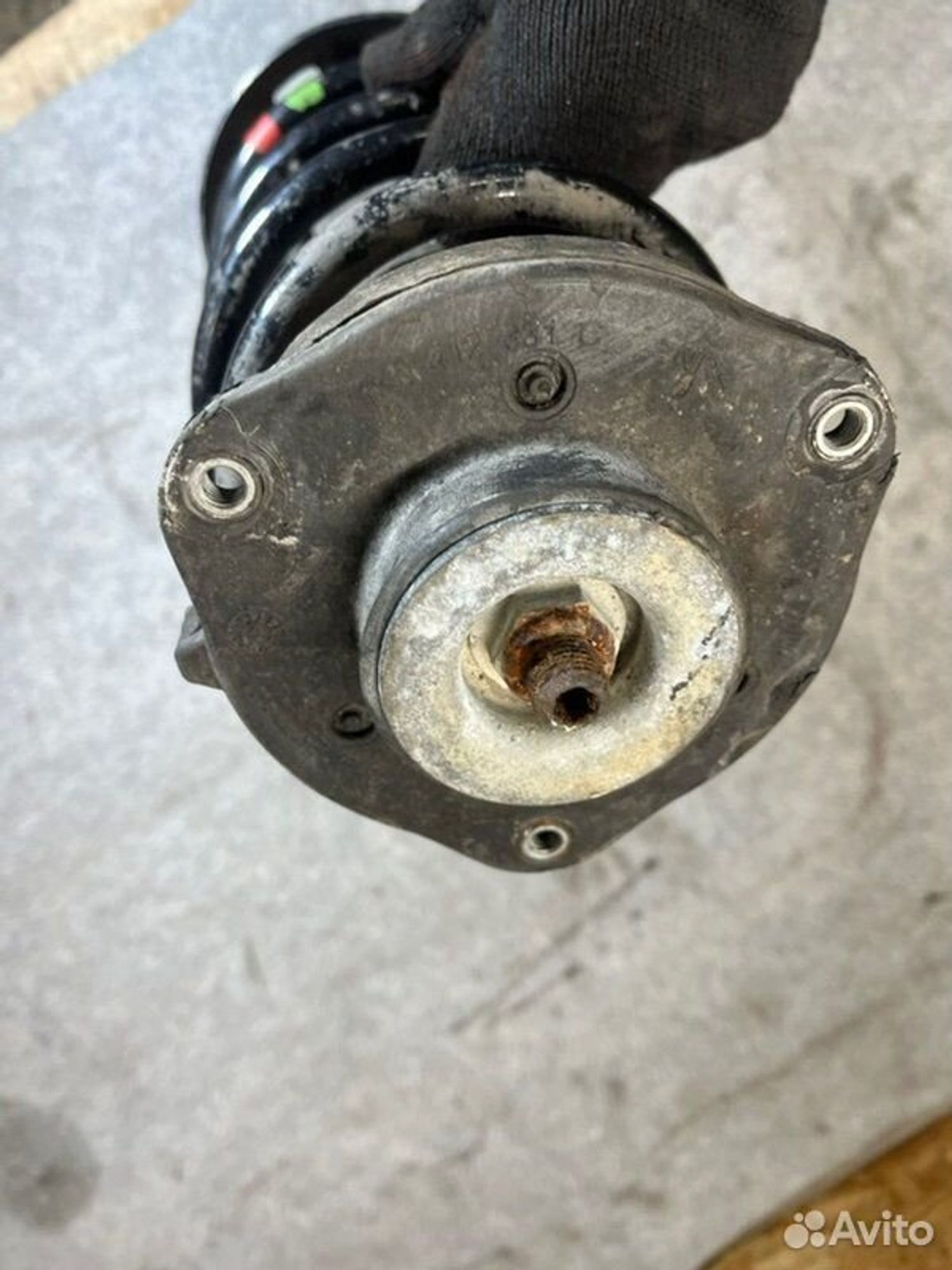 Стойка подвески передняя правая Volkswagen Tiguan, 6000 рублей, Семиозерка